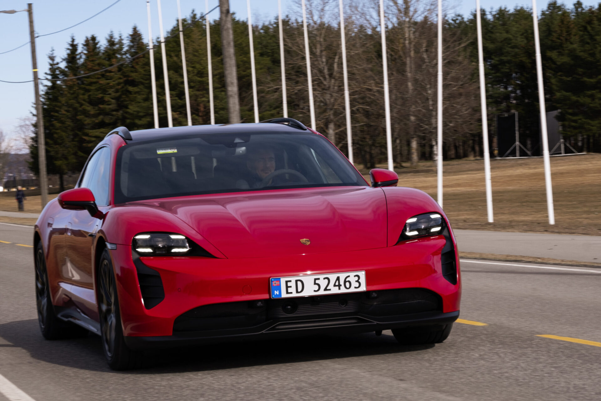 Nu kører Porsche Taycan endnu længere