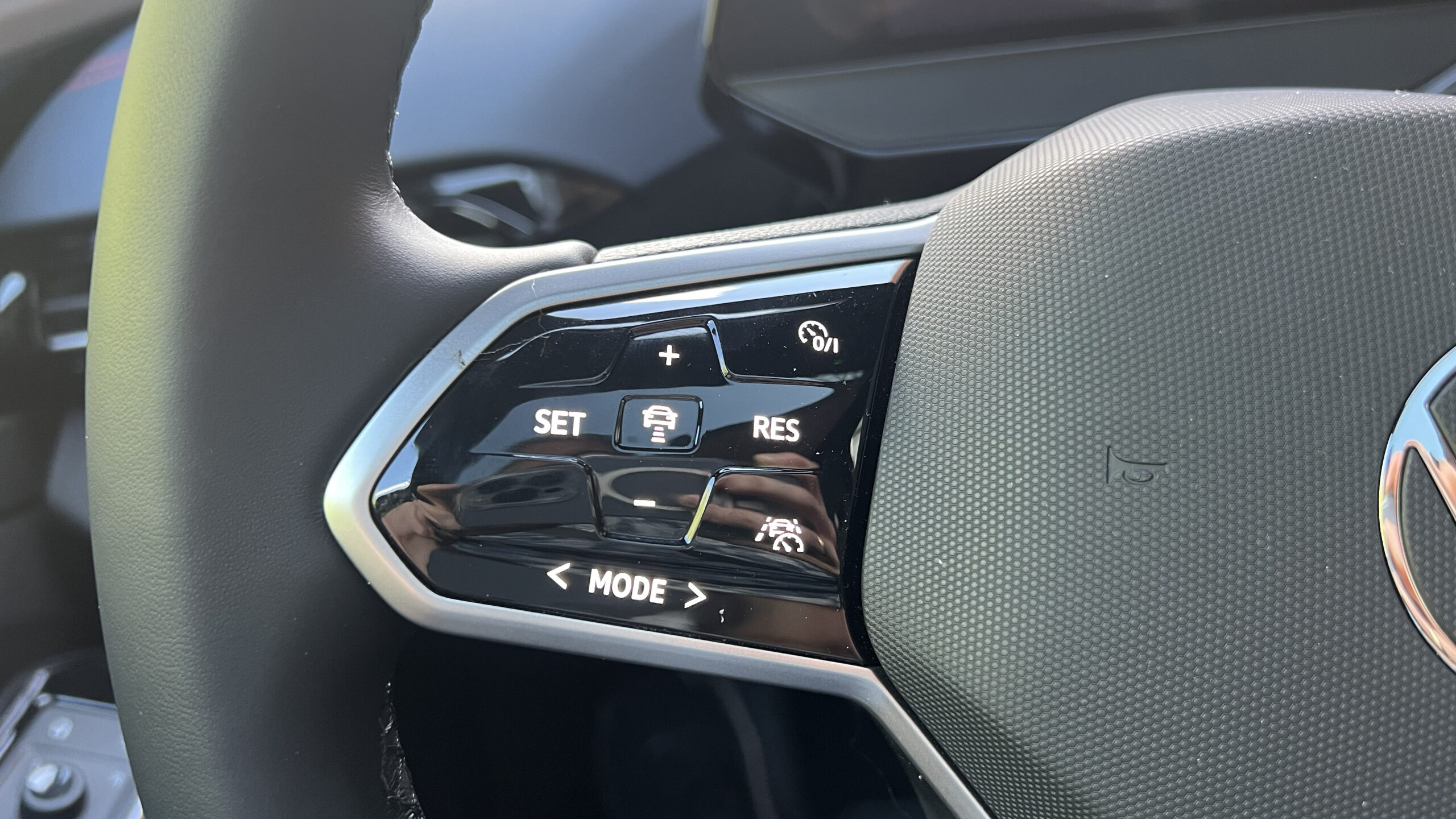 Volkswagen ID5 GTX haptic feedback buttons Volkswagen ID5 GTX haptic feedback buttons