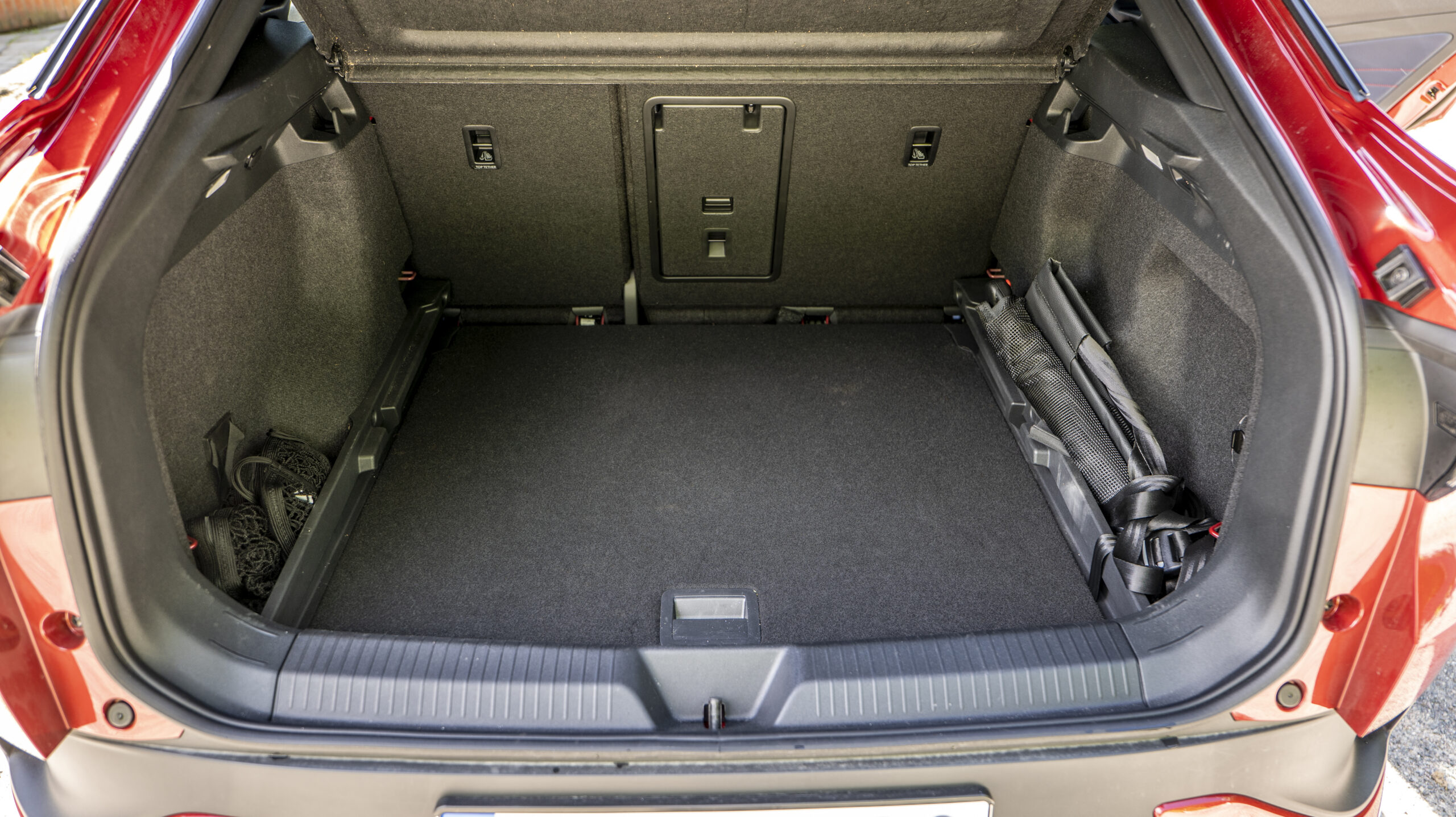 Volkswagen ID5 GTX trunk Volkswagen ID5 GTX trunk