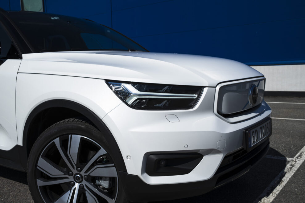 Volvo XC40 FWD T hammer