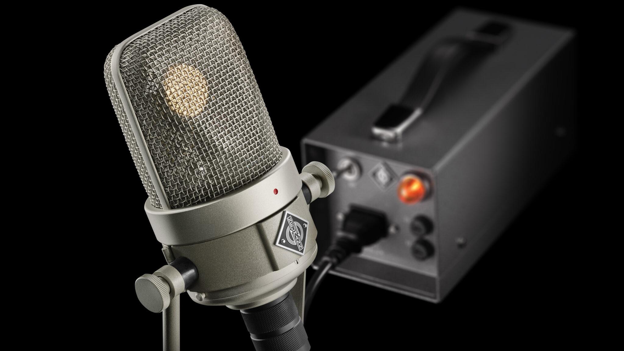 M 49 V With NM V Top View Neumann Studio Tube Microphone MR 2048x1152 1