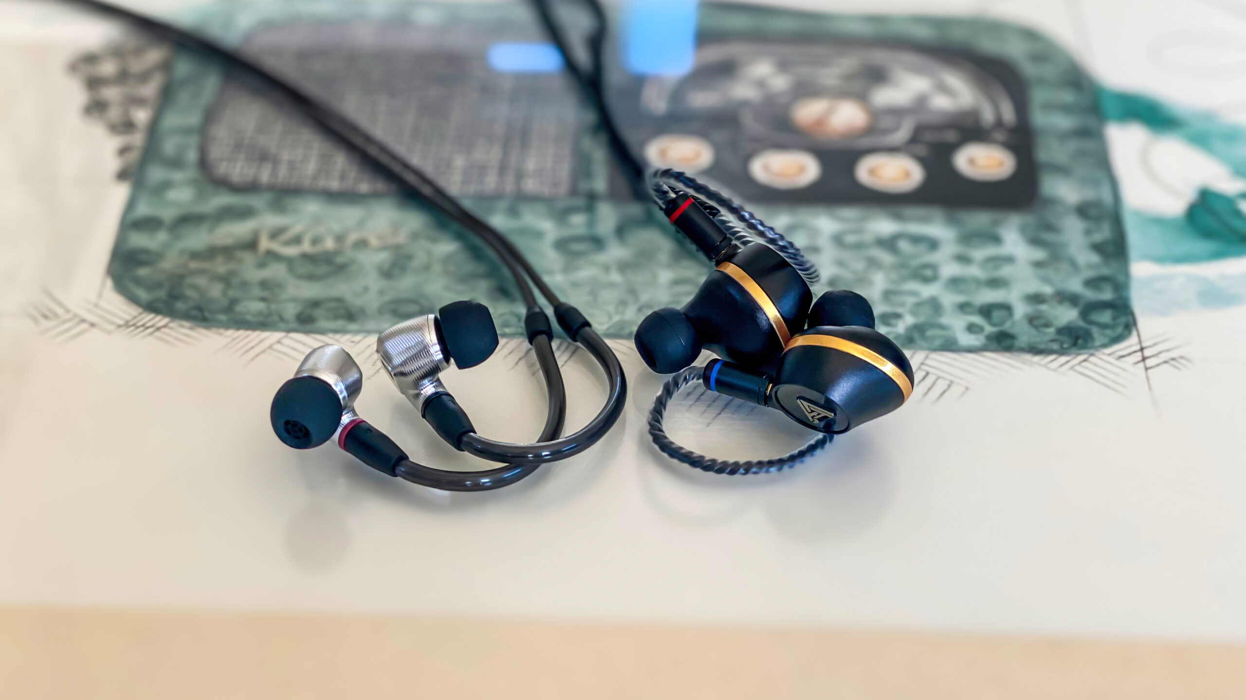 Audeze Euclid Sennheiser IE 900 SPREAD 3 scaled 1 Audeze Euclid Sennheiser IE 900 SPREAD 3 scaled 1