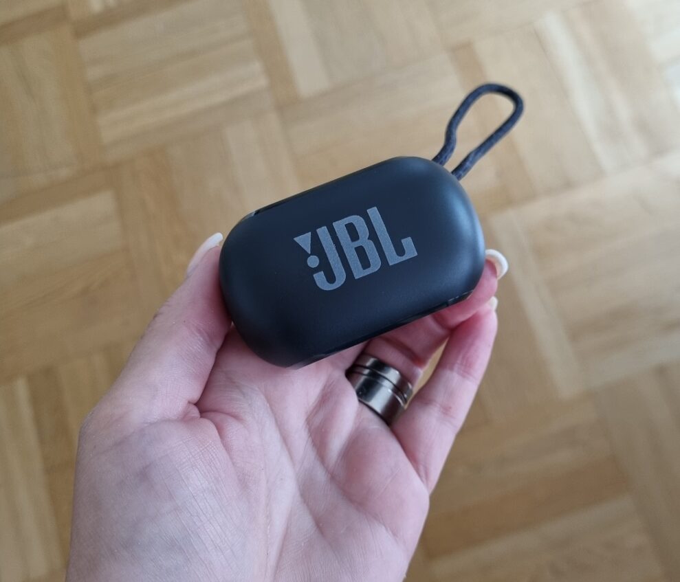 JBL 1