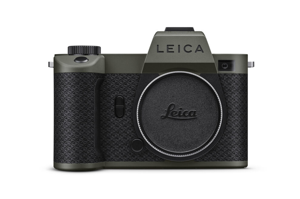 Leica_SL2-S_Reporter_front_cap_LoRes_RGB-989x656