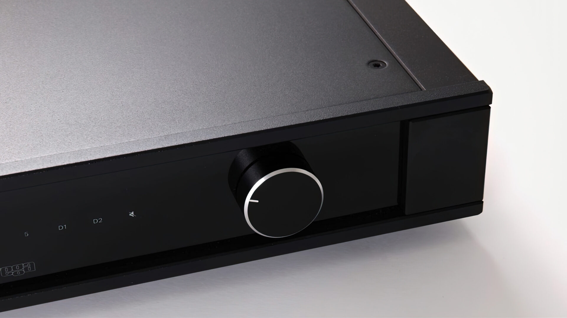 Rega Elex MK4: Endelig med digitale indgange