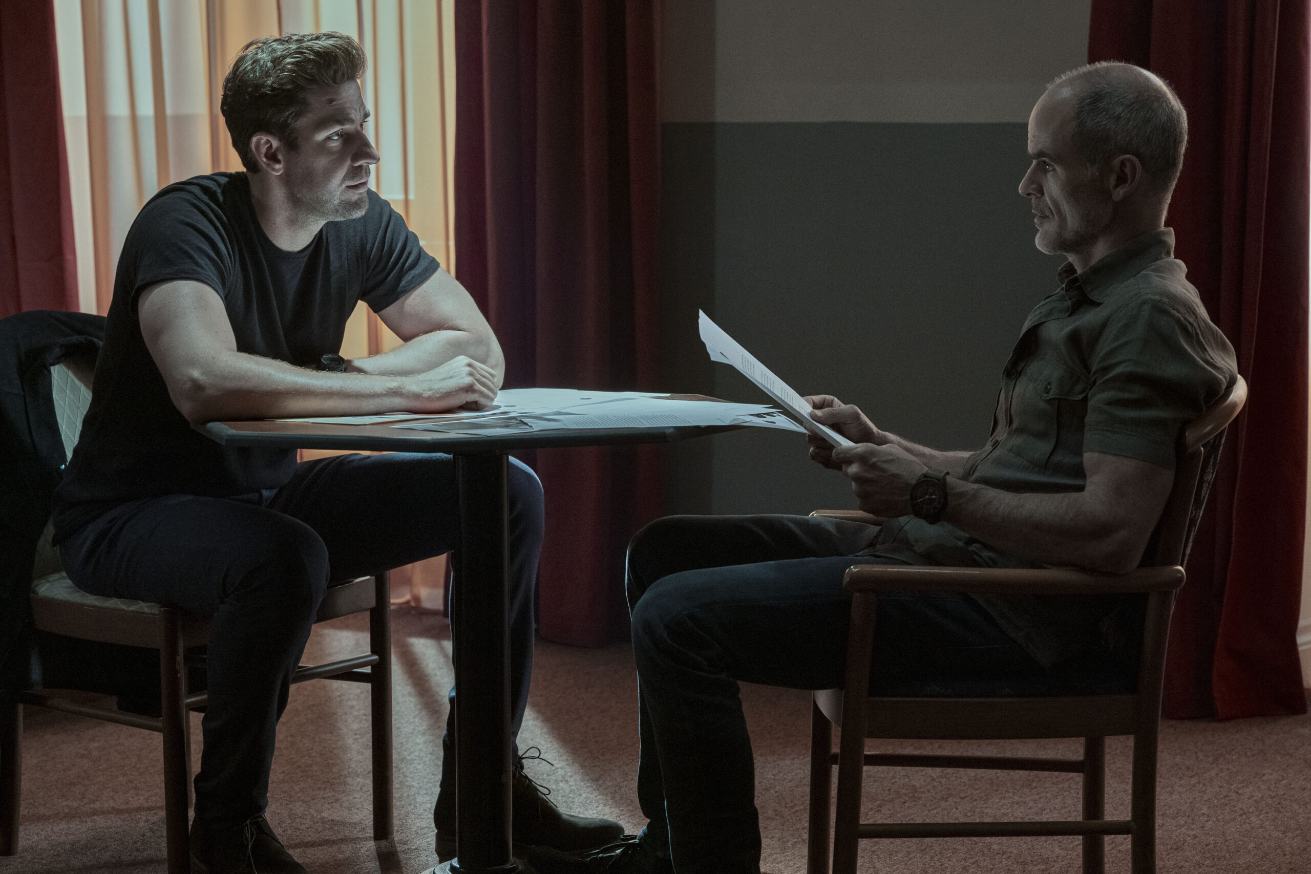 Tom Clancy’s Jack Ryan, sæson 3 1 Tom Clancys Jack Ryan sesong 3 1 6 scaled 1
