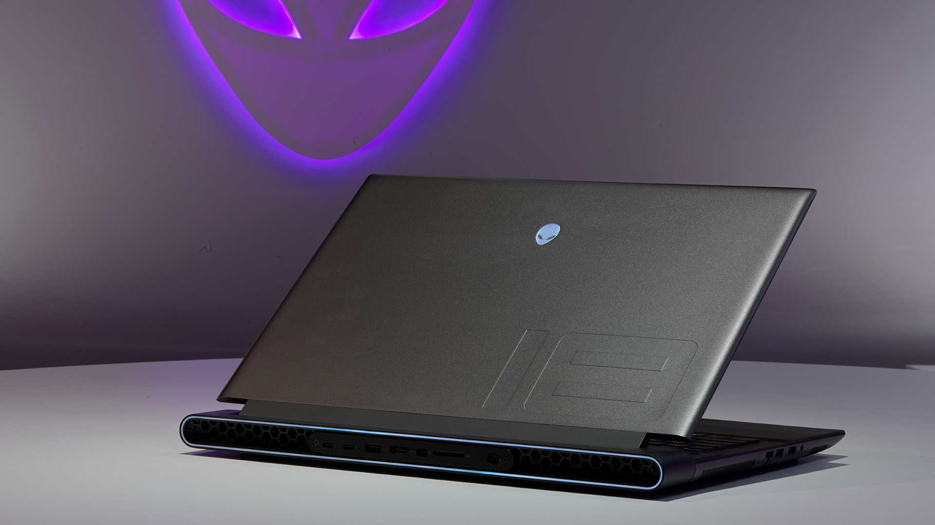 CES 2023: Alienware skruvar upp hastigheten 1 m18 03