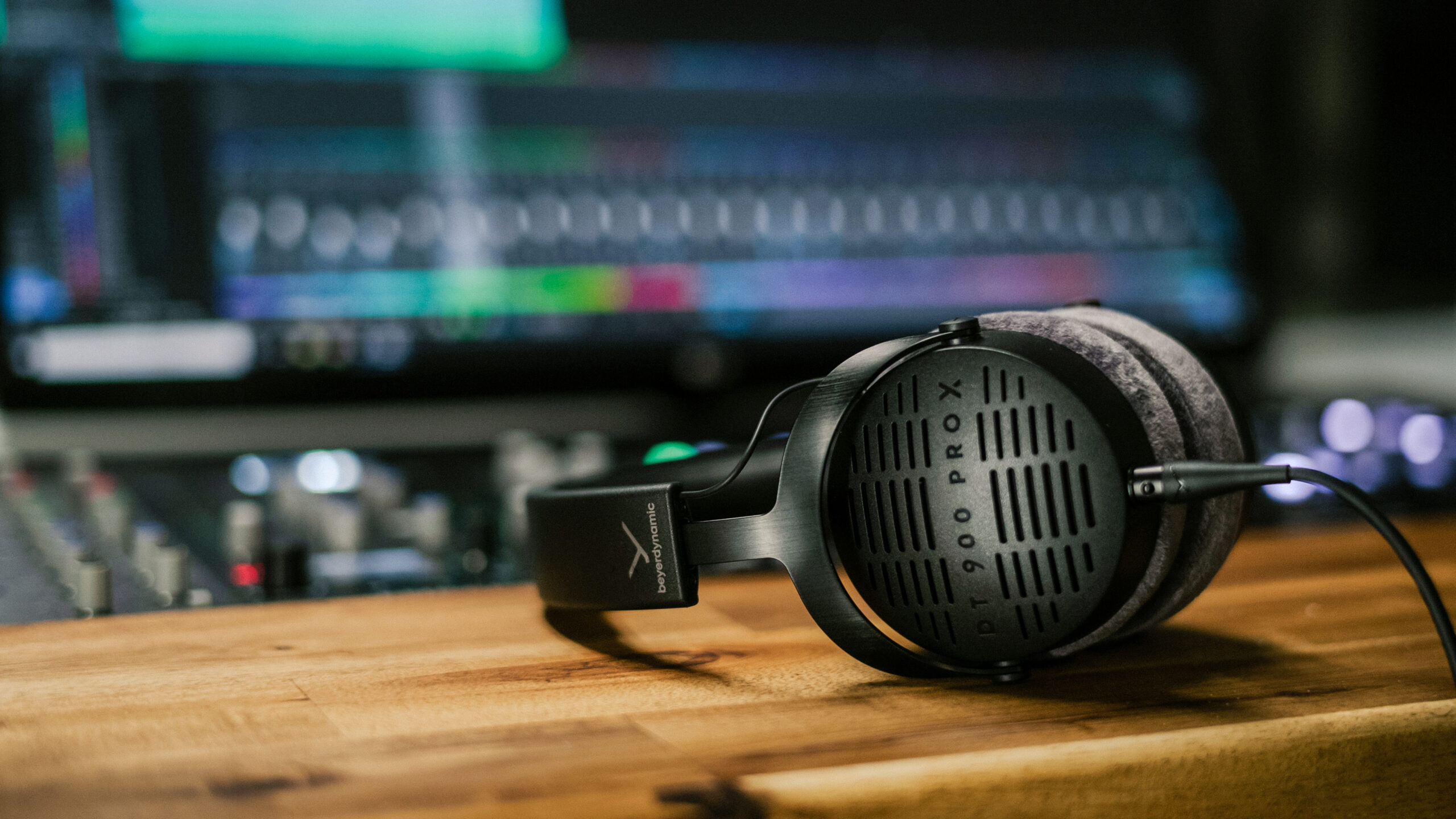 Beyerdynamic DT 900 Pro X 5 Beyerdynamic-DT900-PRO-X mixing console