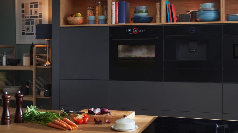 Smart ovn fra Bosch