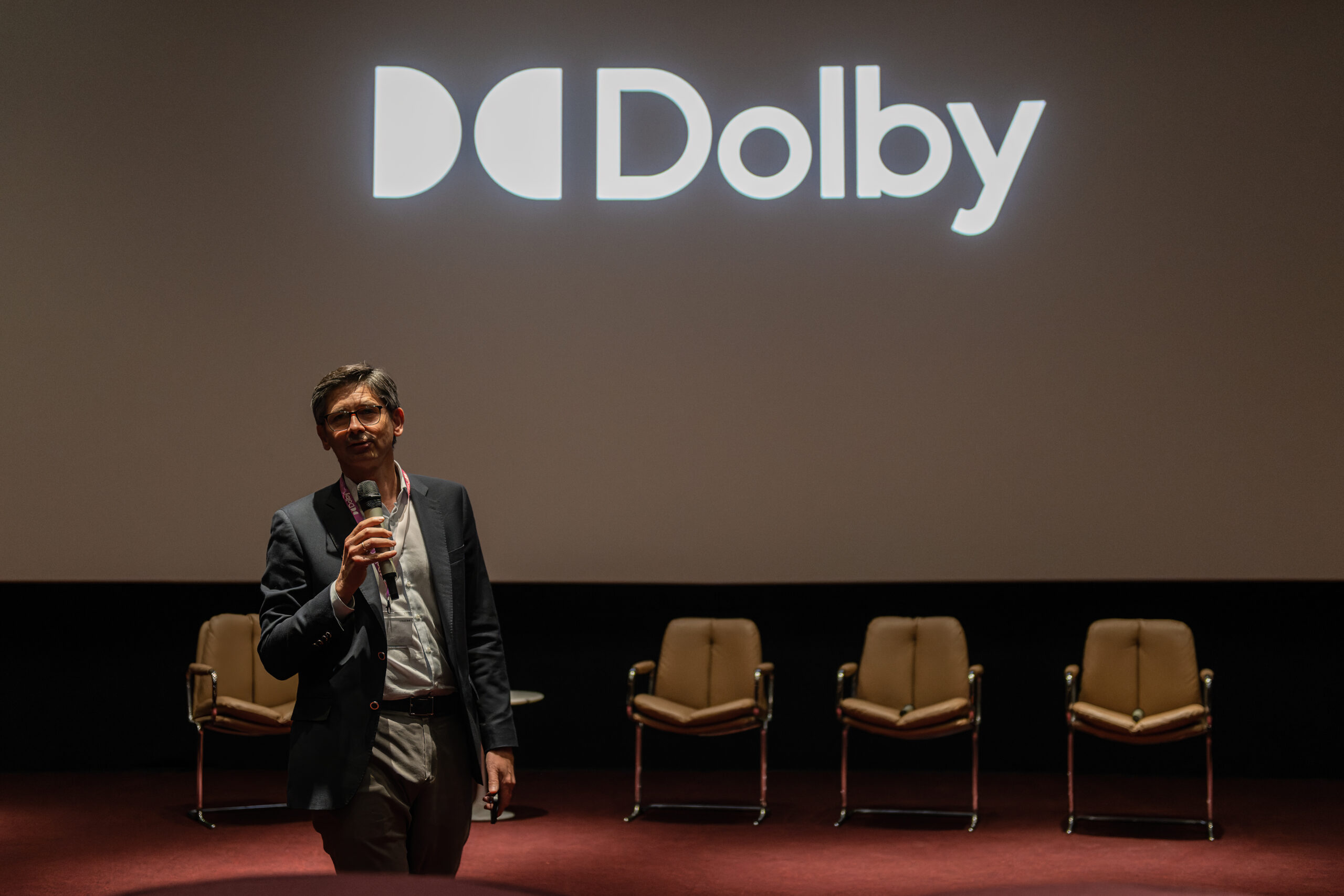Besøg hos Dolby i London: Smagsprøve på fremtidens lyd 2 108 c David Monteith Hodge Photographise please credit DolbyMayEvent DMH 8968 Edit scaled