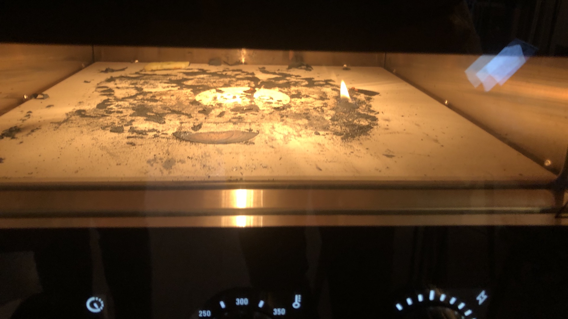 Ooni Volt 12 5 Hjemmelavet pizza indenfor