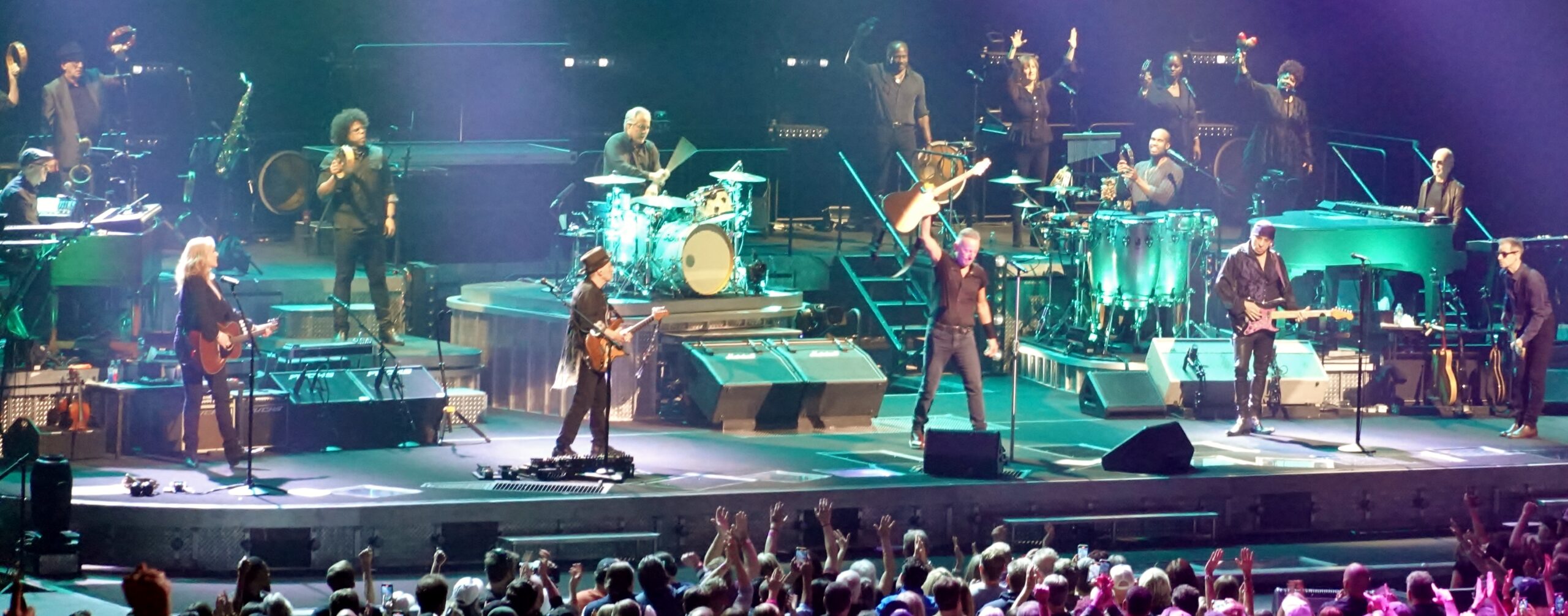 I dag spiller Bruce Springsteen i Stockholm – vi har anmeldt turneen! 3 Bruce Springsteen Tour 2023 1 96 scaled 1