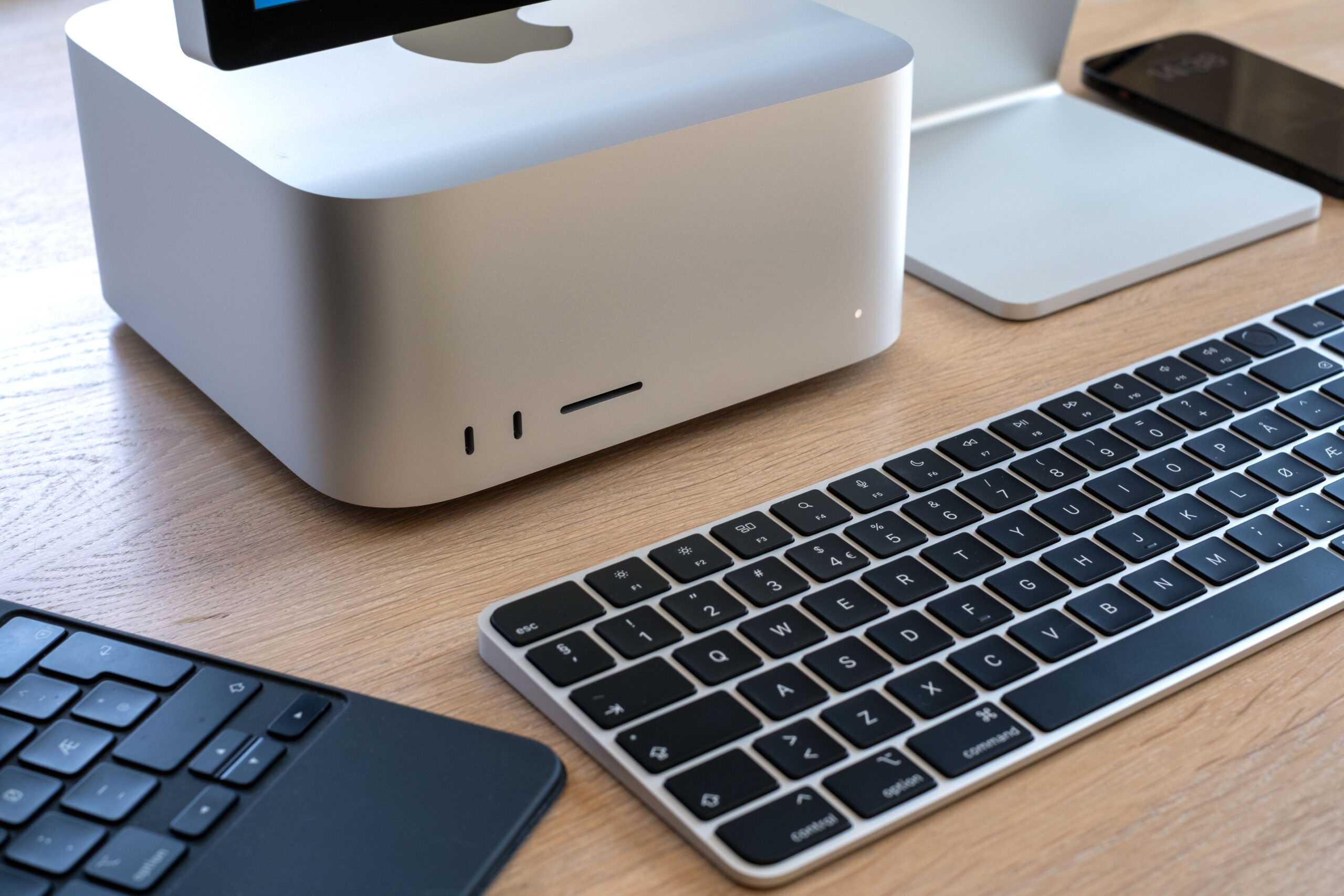 Mac Studio (M2 Ultra) 3 Mac Studio M2 Ultra 3 scaled