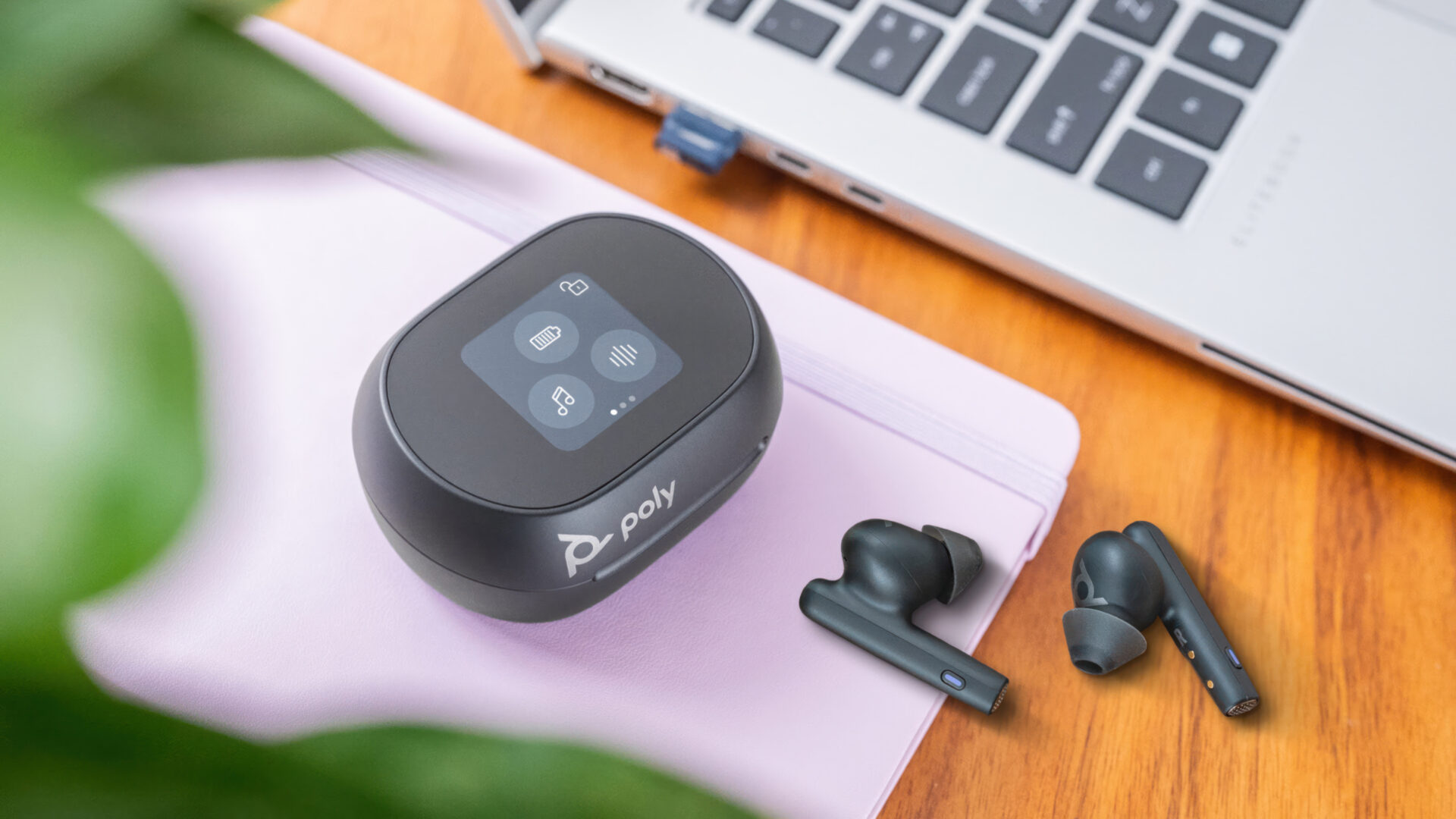 Poly Voyager Free 60+: udfordrer AirPods Pro