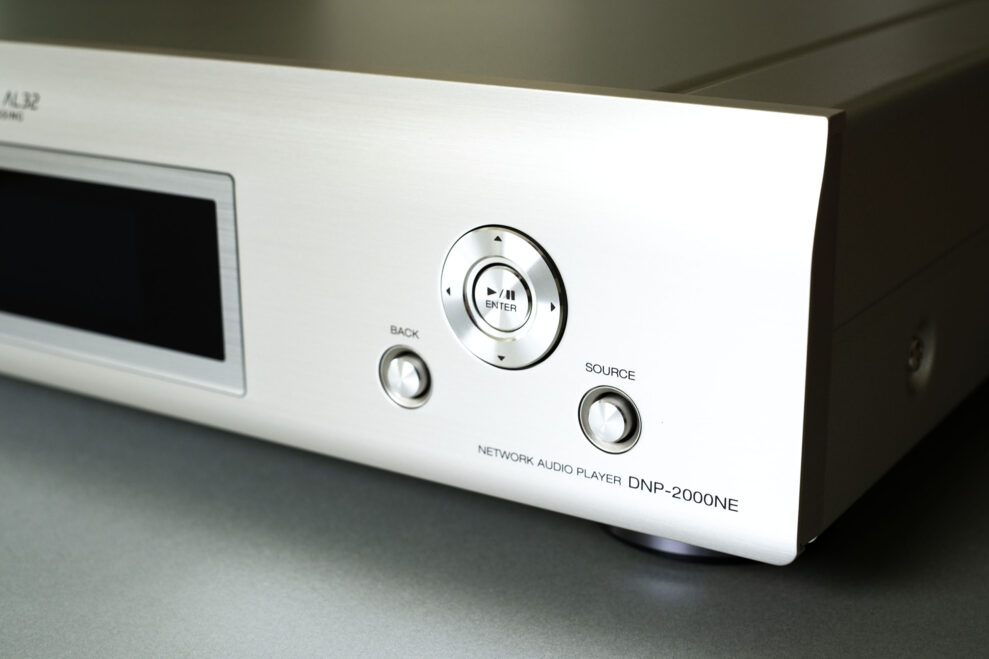 Denon DNP-2000NE 6 Denon DNP 2000NE source