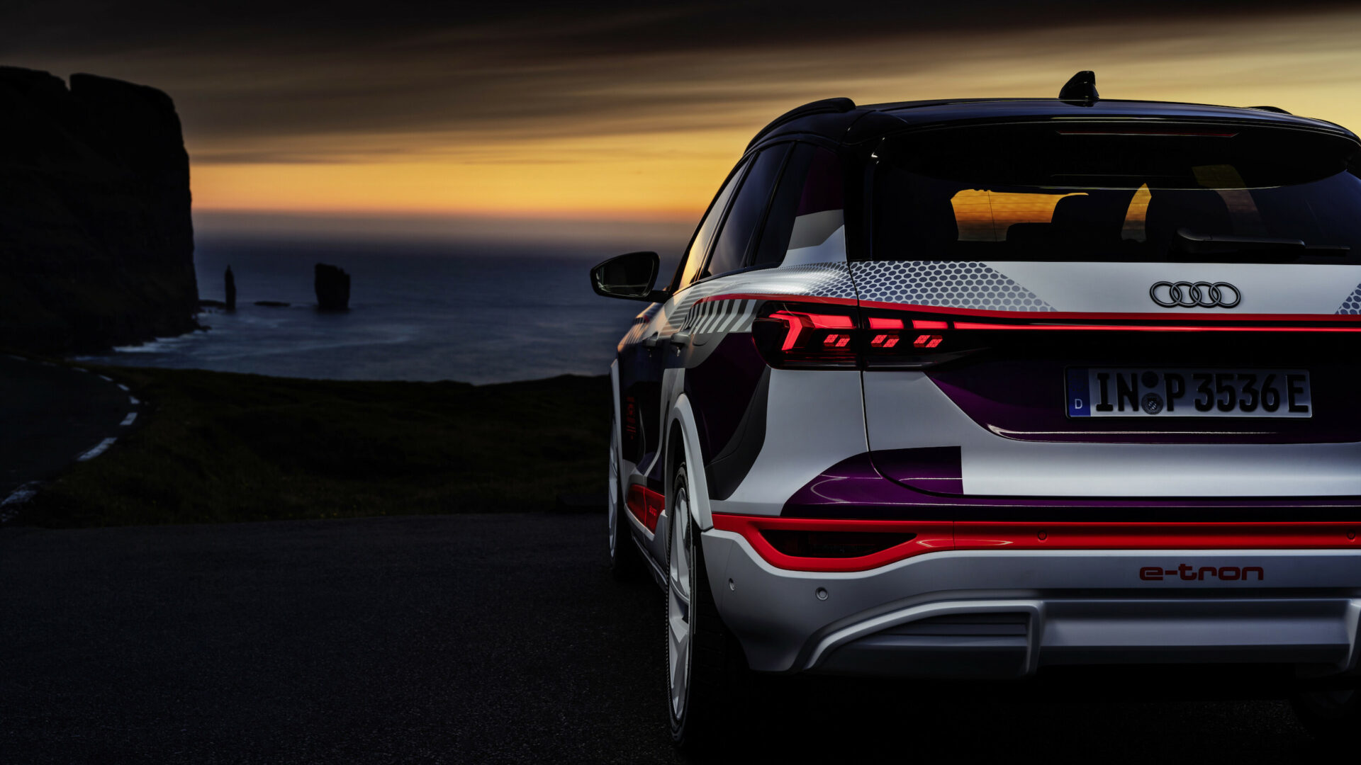 Kommunikerende lygter gør Audi Q6 e-tron mere sikker