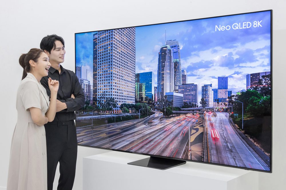 98″ QN990C: Samsung lanserer 98-tommers 8K-TV