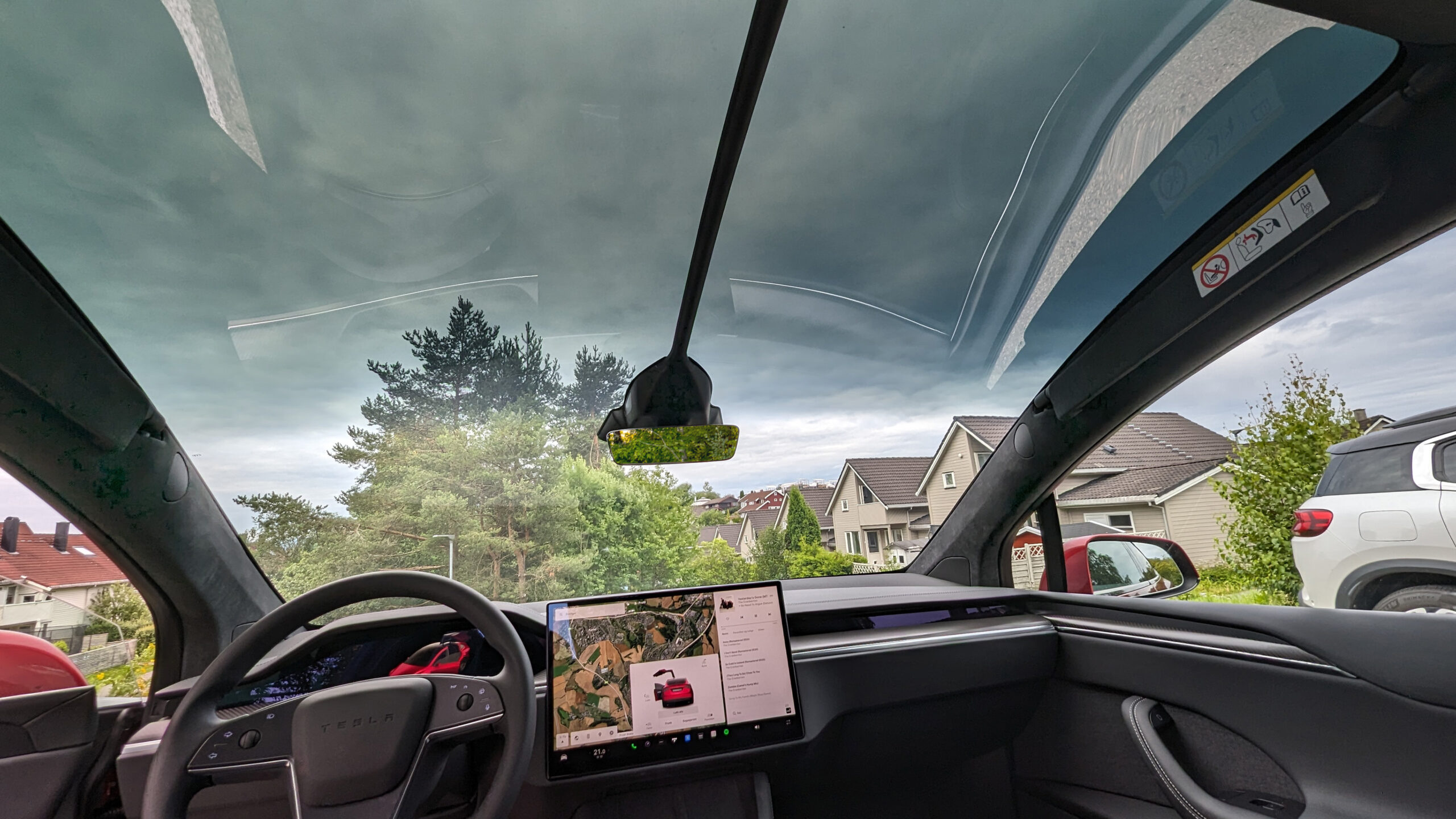 Tesla Model X Plaid 10 Tesla Model X Plaid Window Shield GeirNordby