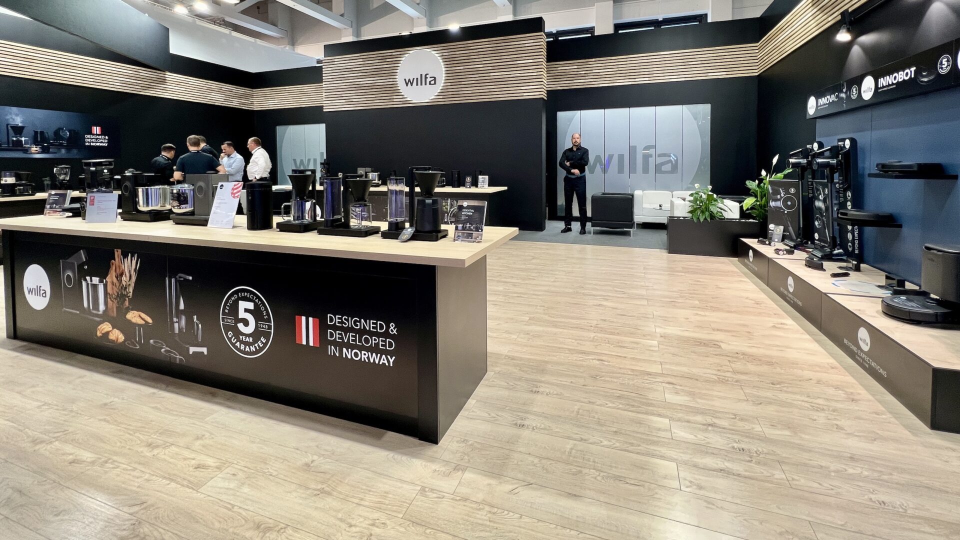 IFA 2023: Wilfa fremviser smarte robotstøvsugere
