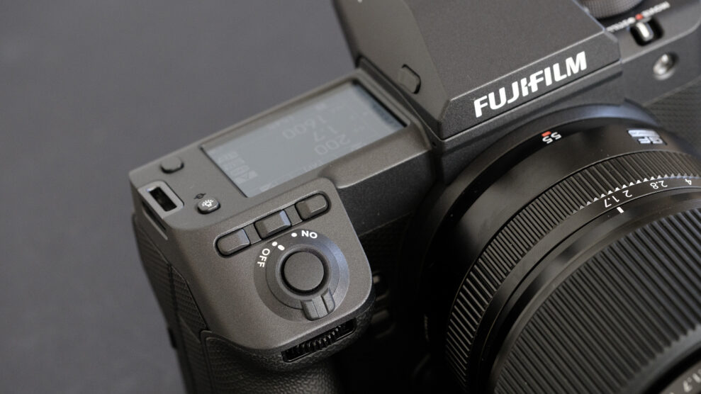 Fujifilm GFX100 II front grep