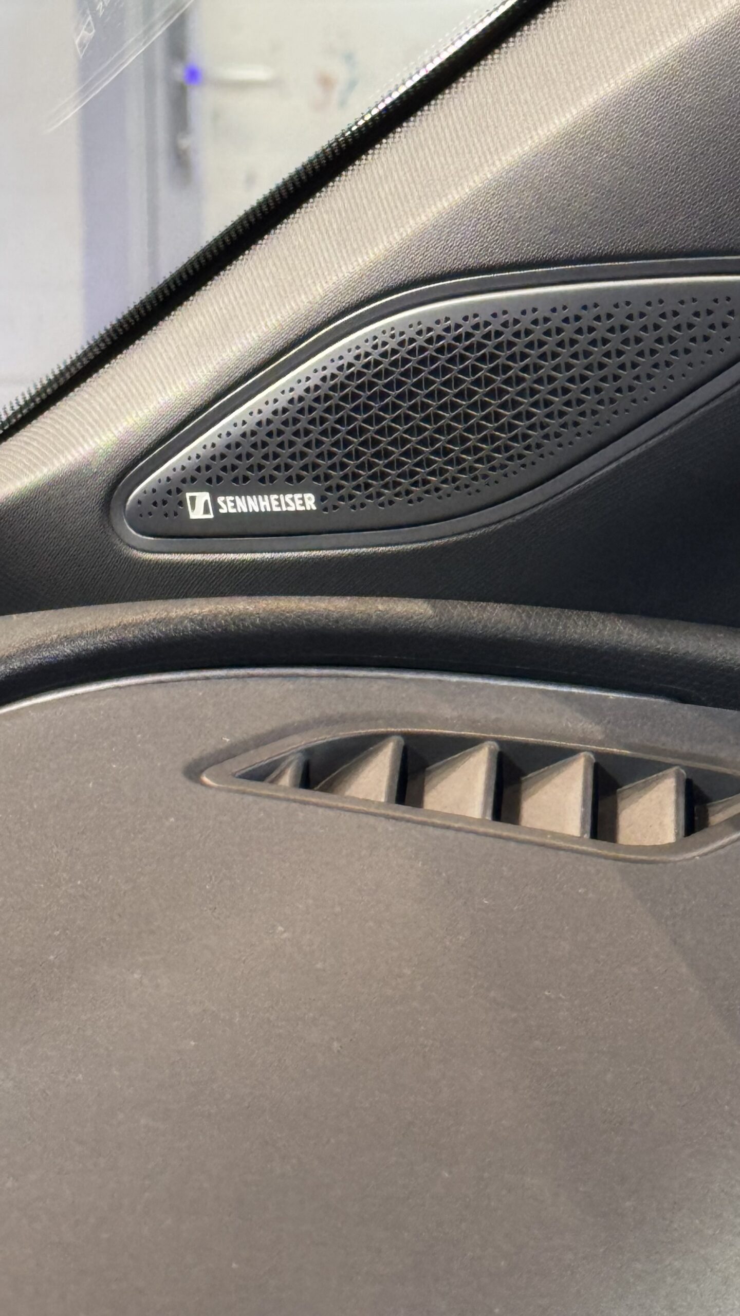 Cupra Tavascan afsløret 2 Cupra Tavascan Sennheiser