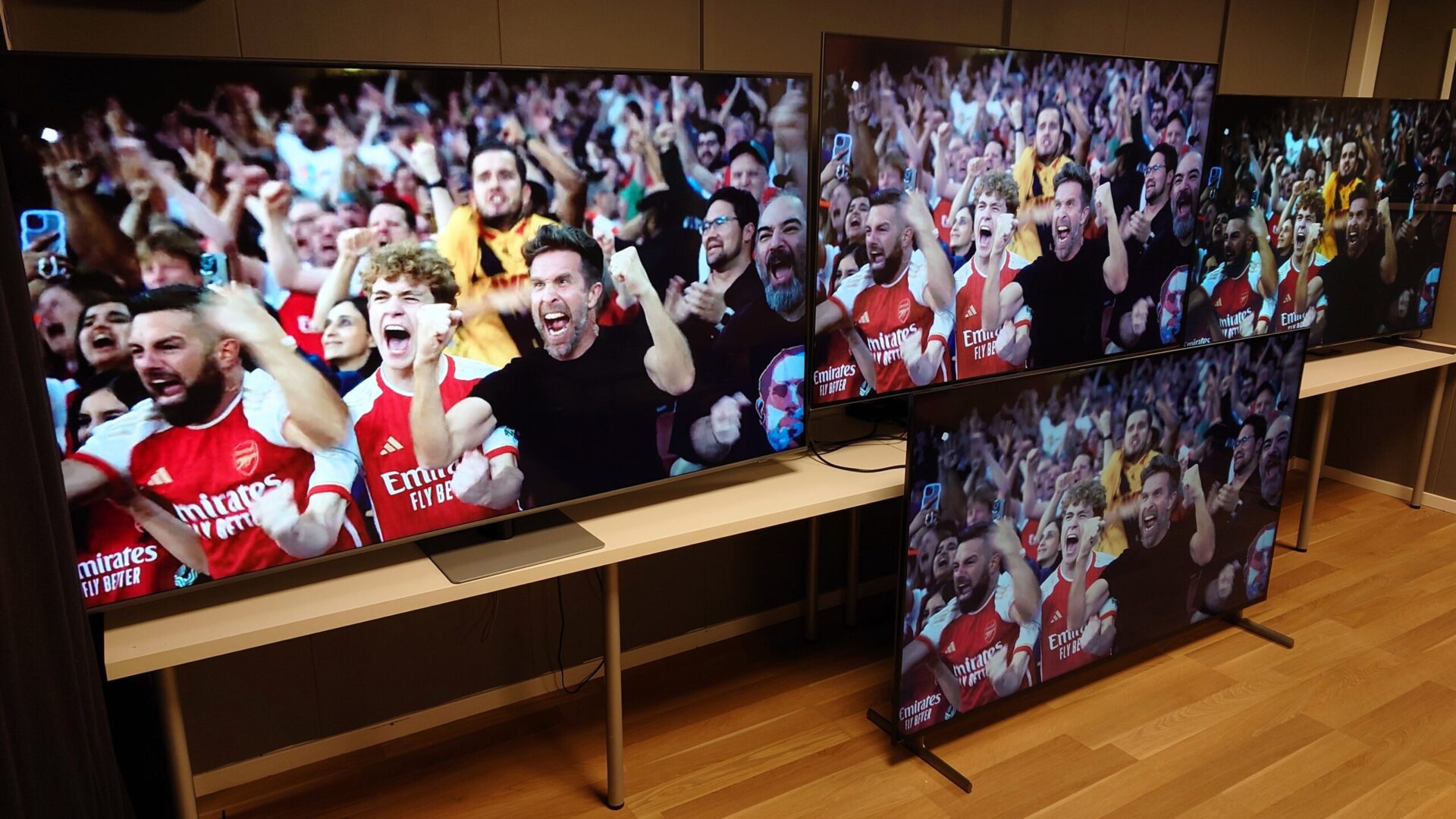 Intro 75 TV oppslag scaled 1