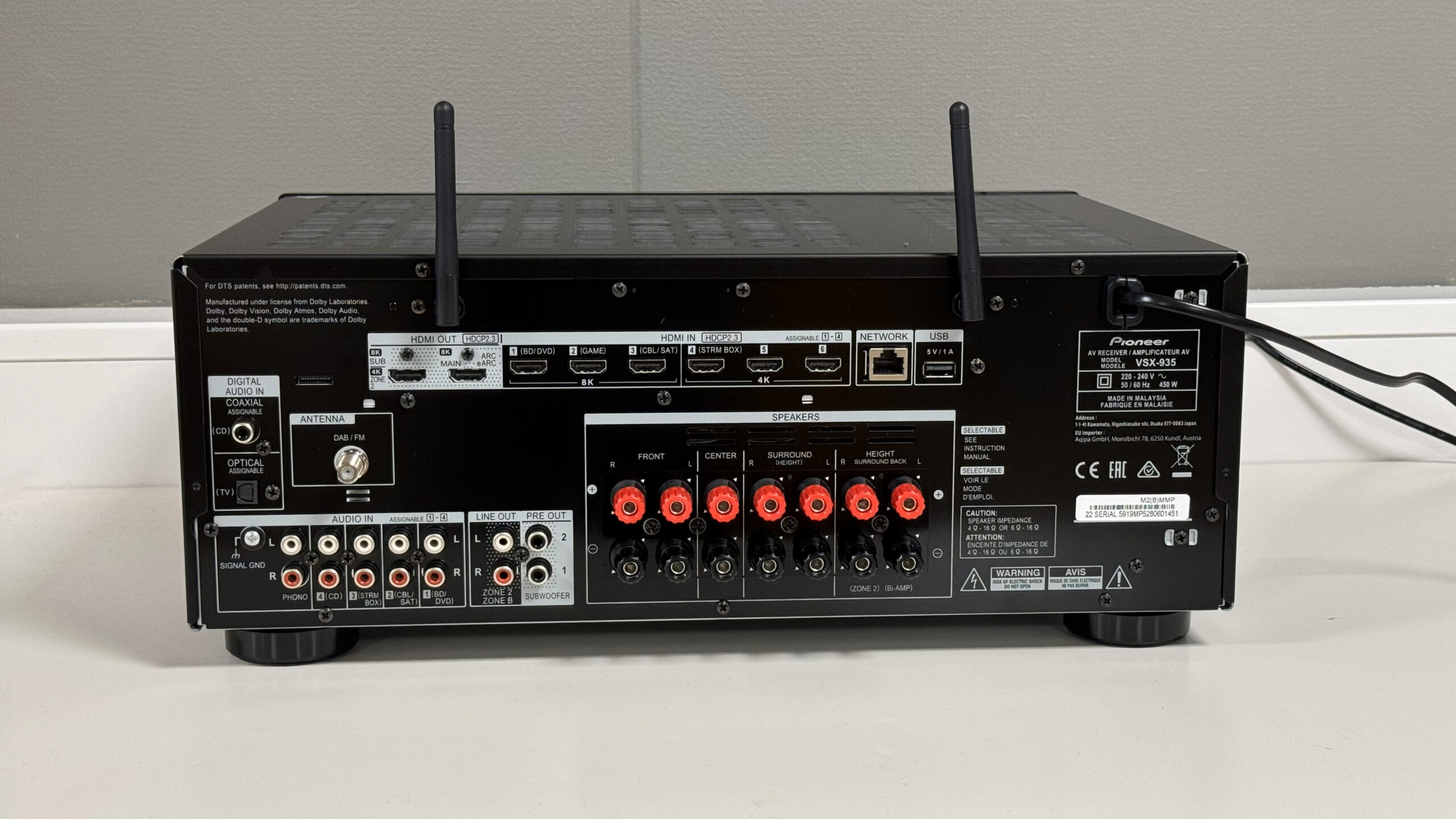 Pioneer VSX-935 3 Pioneer VSX-935 back L&B