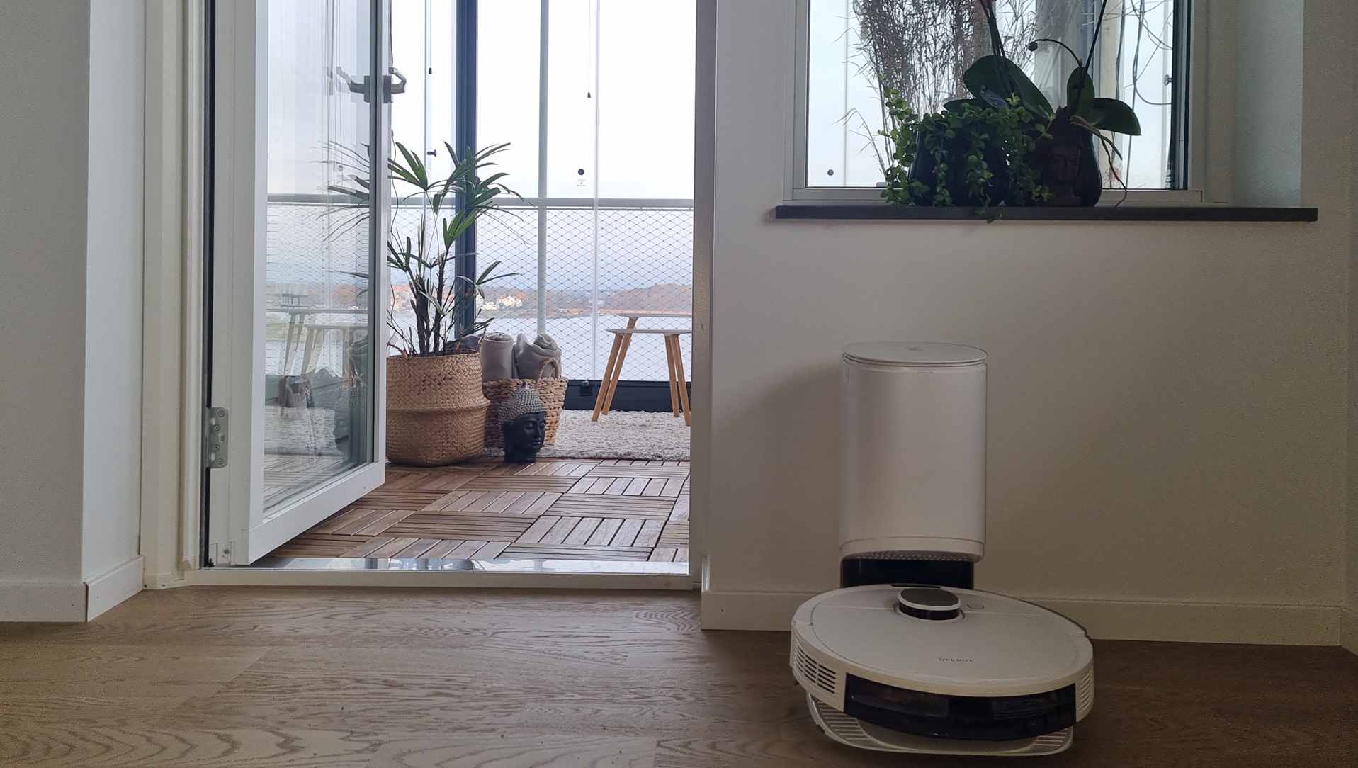 Ecovacs Deebot N10 Plus