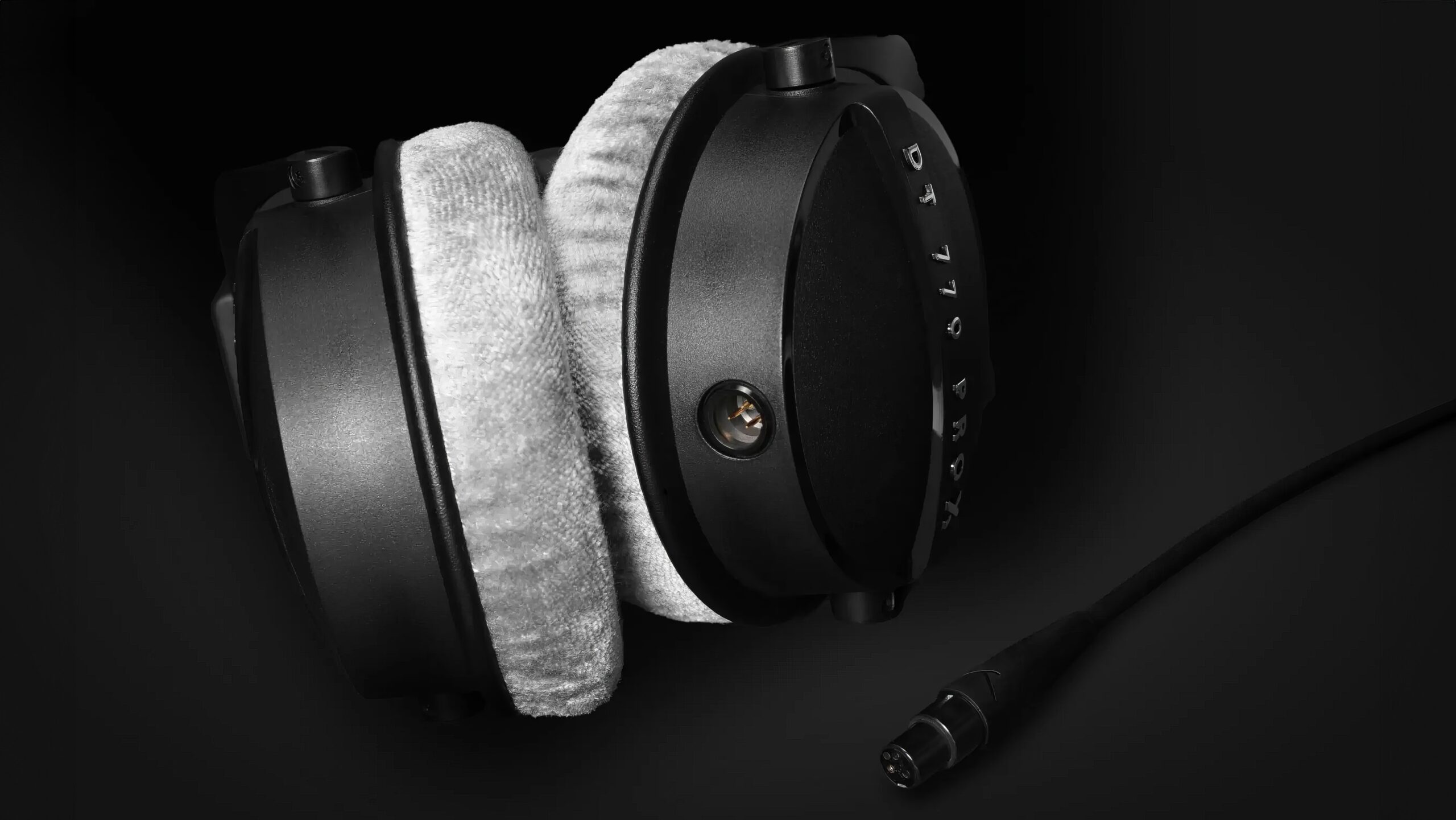 Beyerdynamic DT 770 Pro X Limited Edition