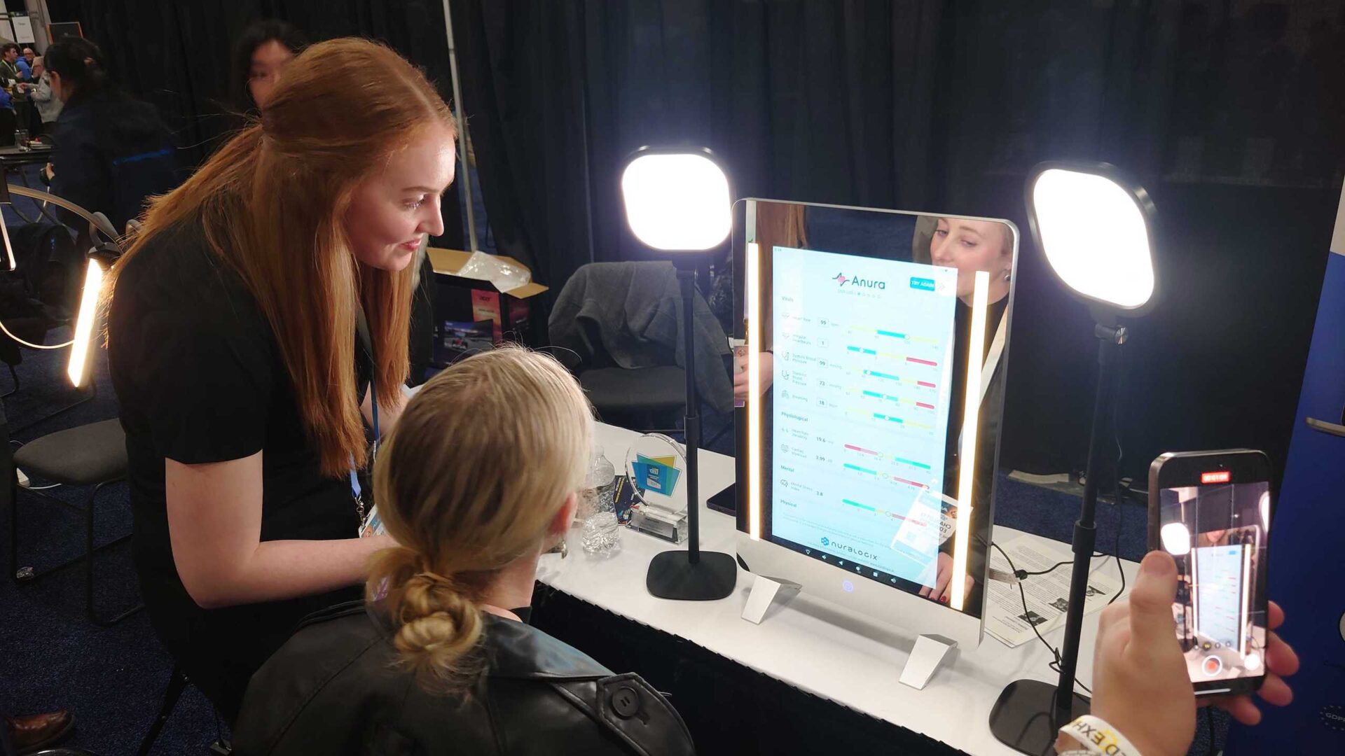 CES 2024: Troldspejlet Anura MagicMirror overvåger din sundhed