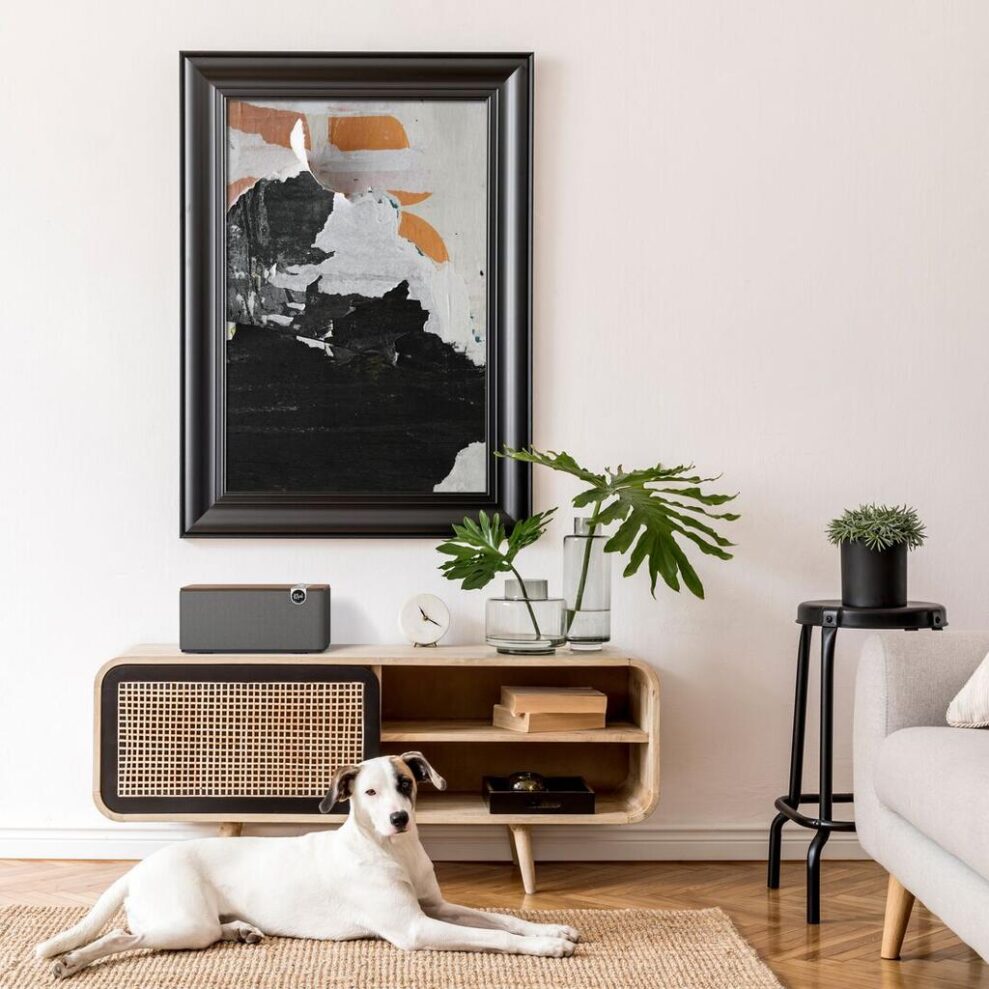 Klipsch fornyer sine højttalere 1 WEB Image Klipsch The One Plus Walnut Bluetooth web ready the one plus lifestyle 10 698562202 plid 224890