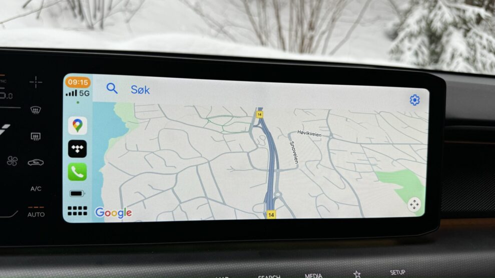 Kia EV9 CarPlay 2 scaled 1