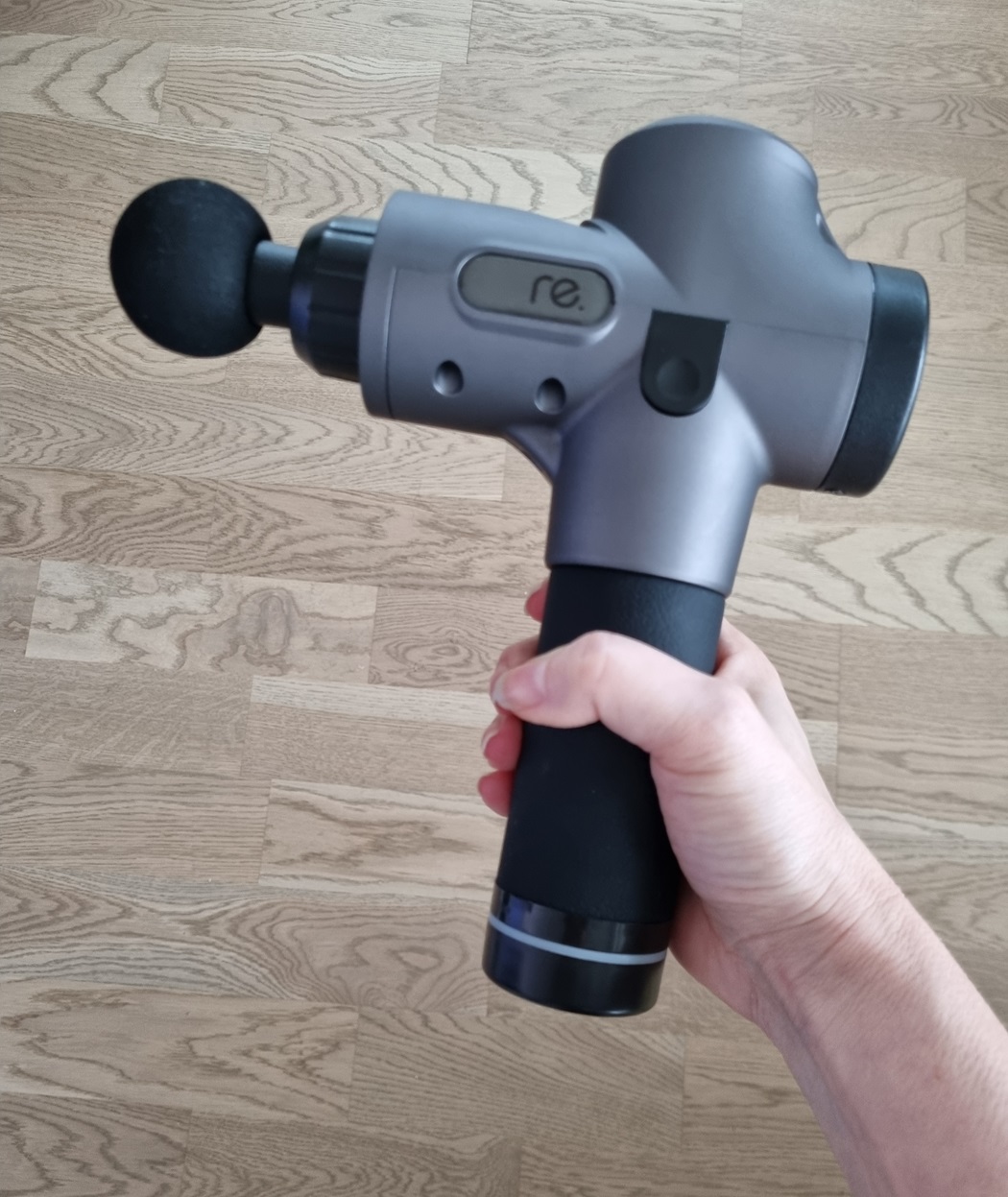 re. Professional massagepistol 1 Re webben