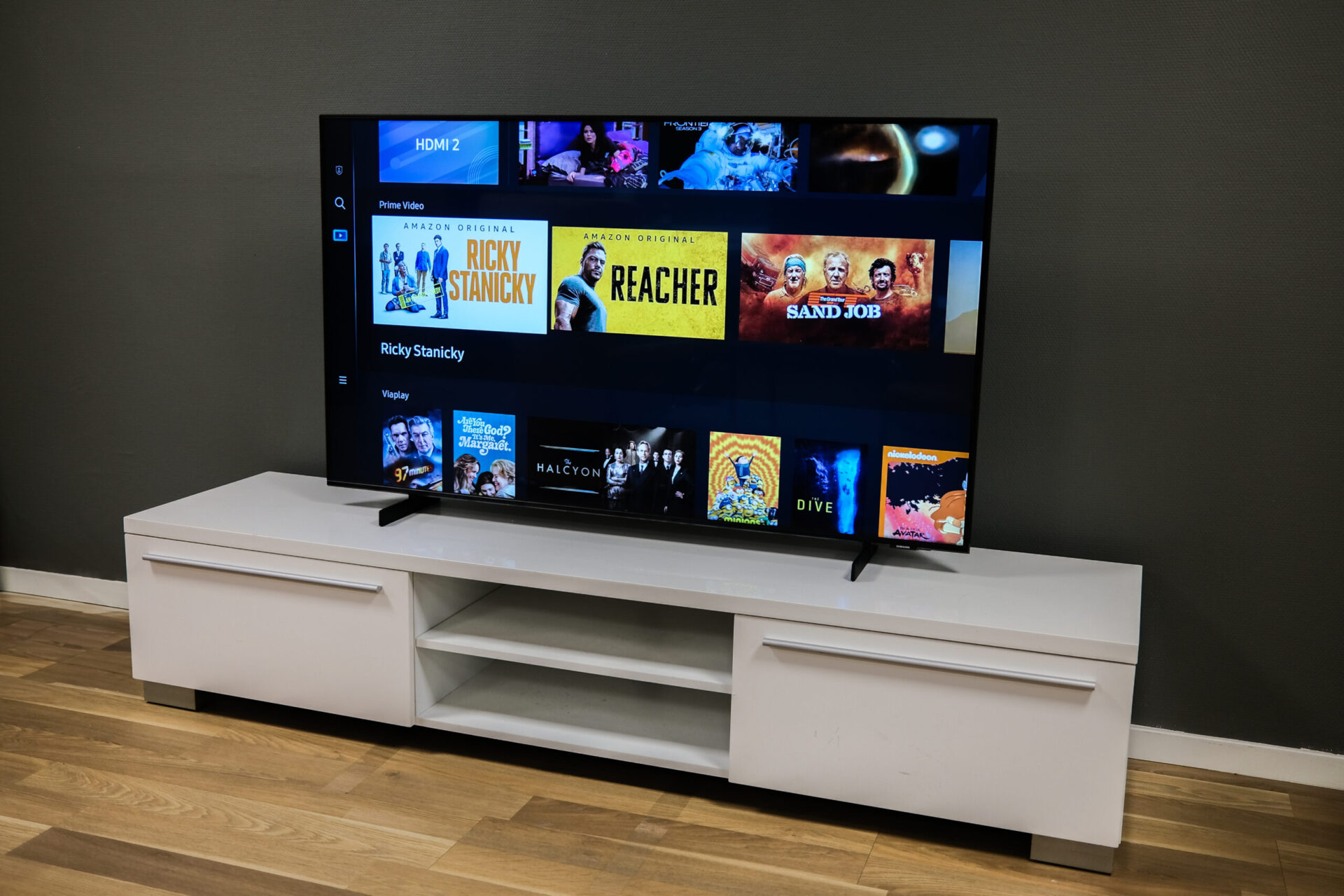 Samsung TU55CU8075 front scaled 1