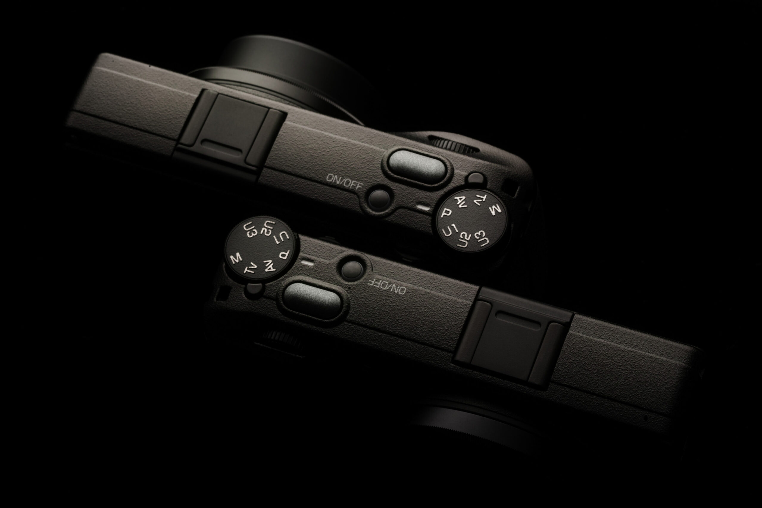 Ricoh GR III HDF med integreret filter 1 127818 127819 Ricoh GR HDF 010 4 GR HDF scaled