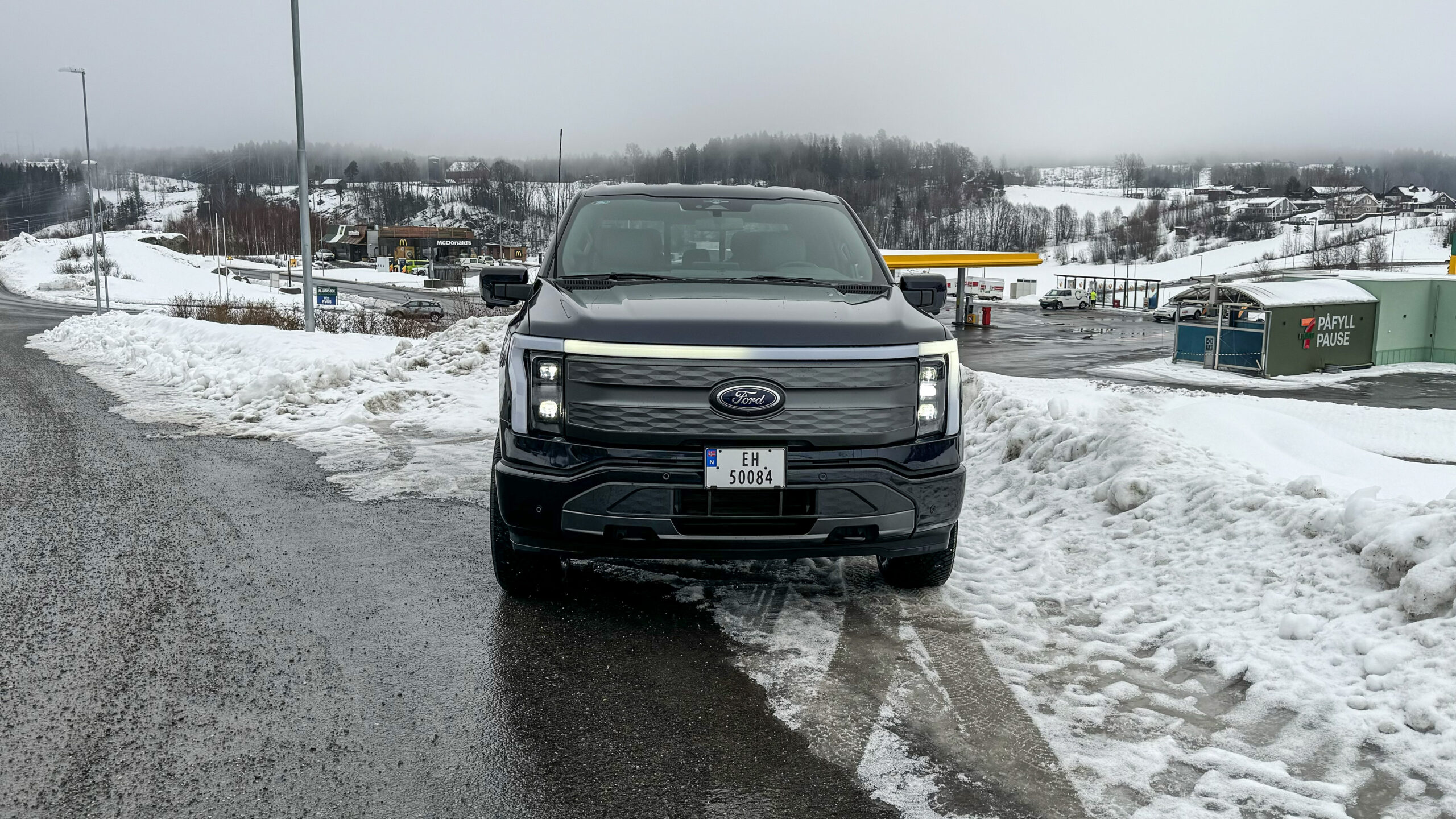 Ford F-150 Lightning front