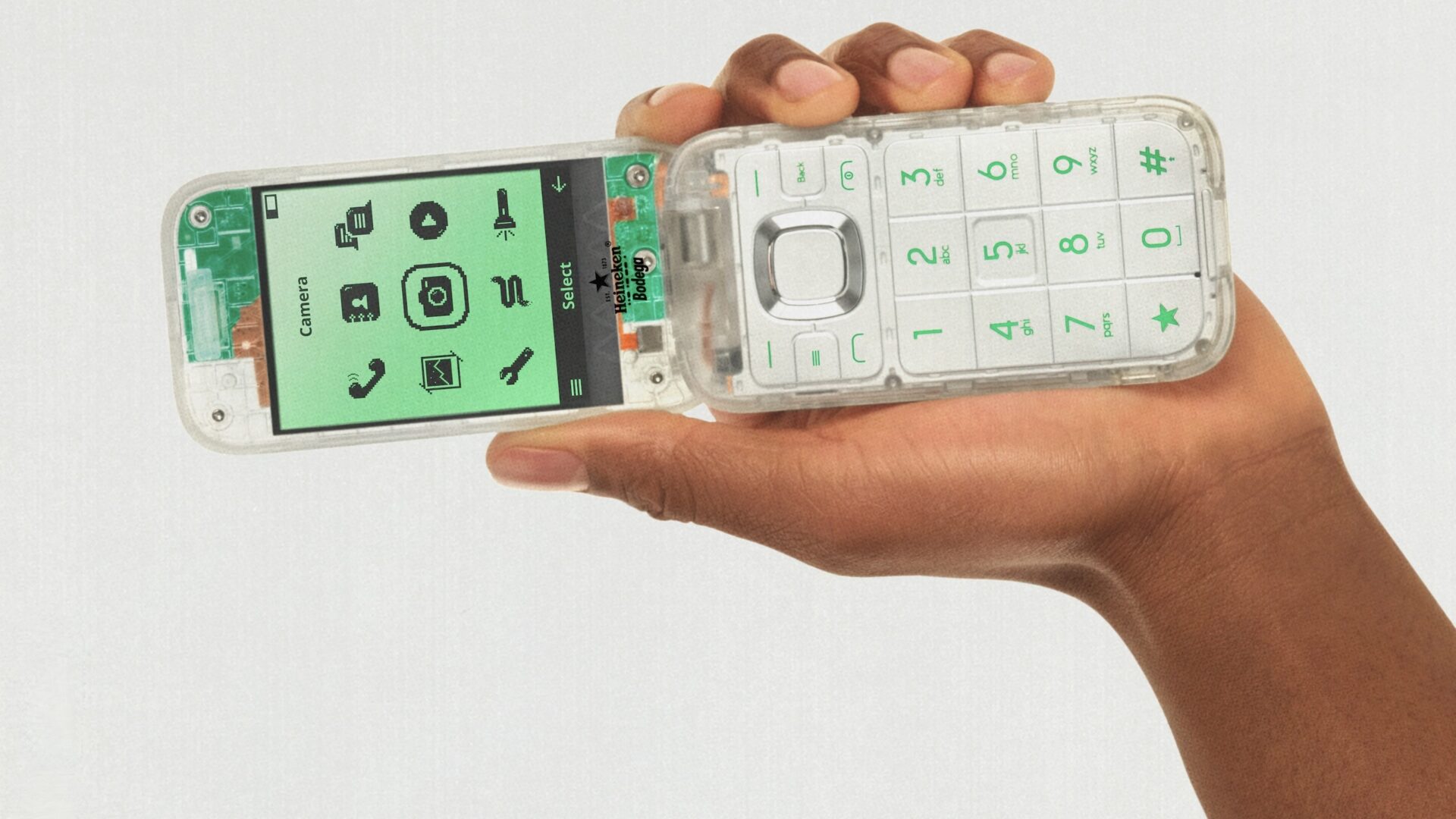 Heineken og Bodega lancerer The Boring Phone