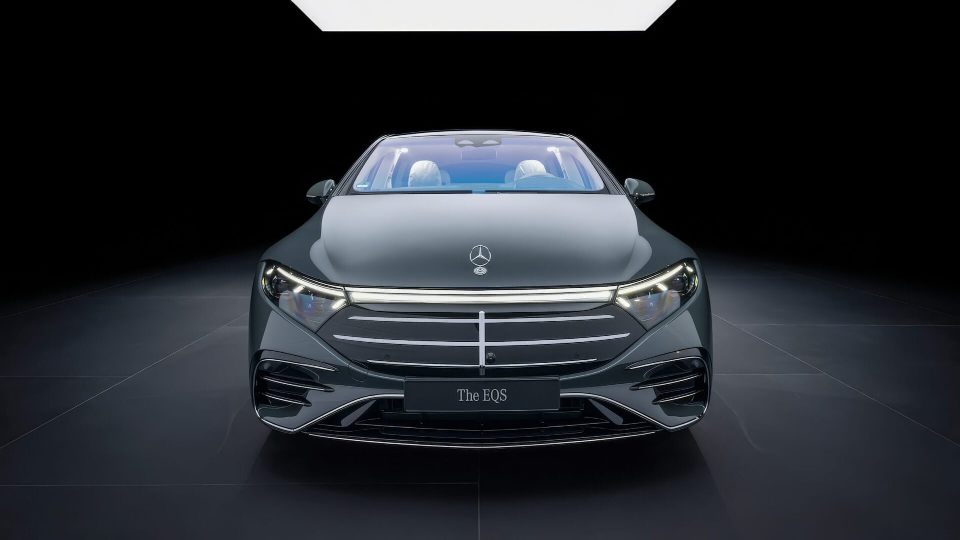 Mercedes-Benz EQS får ansigtsløft og længere rækkevidde