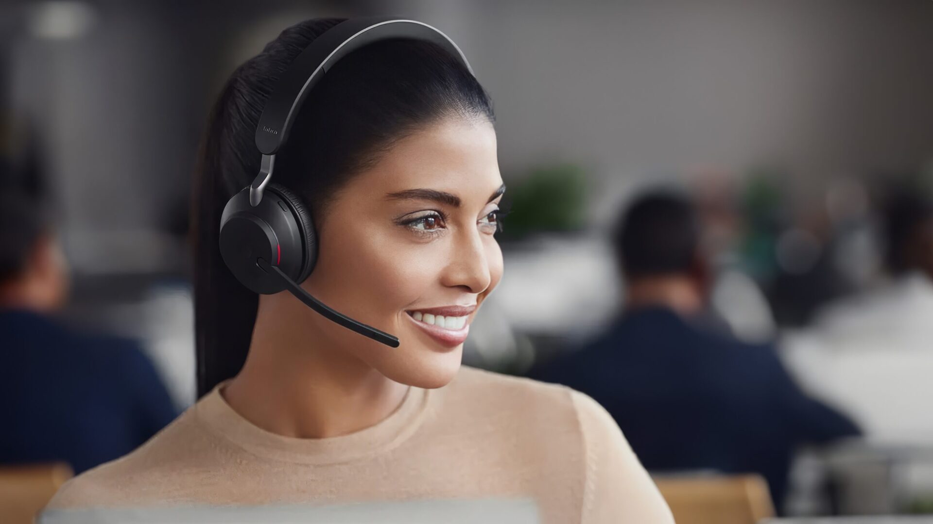 4 trådløse headsets til hybridkontoret