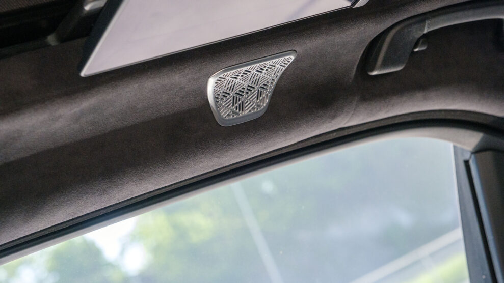 BMW theatre screen 7