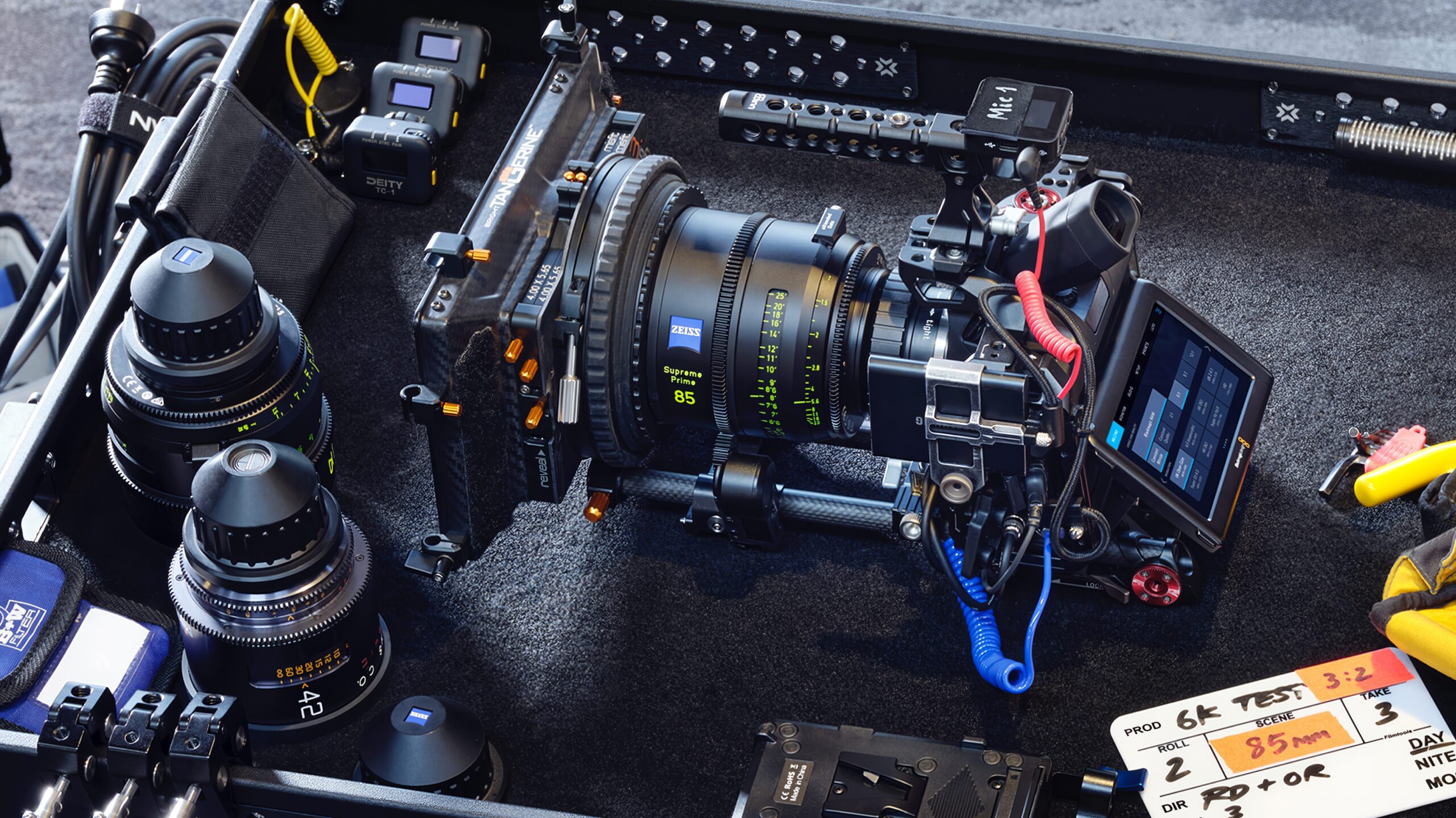 Blackmagic Design Cinema Camera 6K 2 Blackmagic Cinema Camera 6K lenses