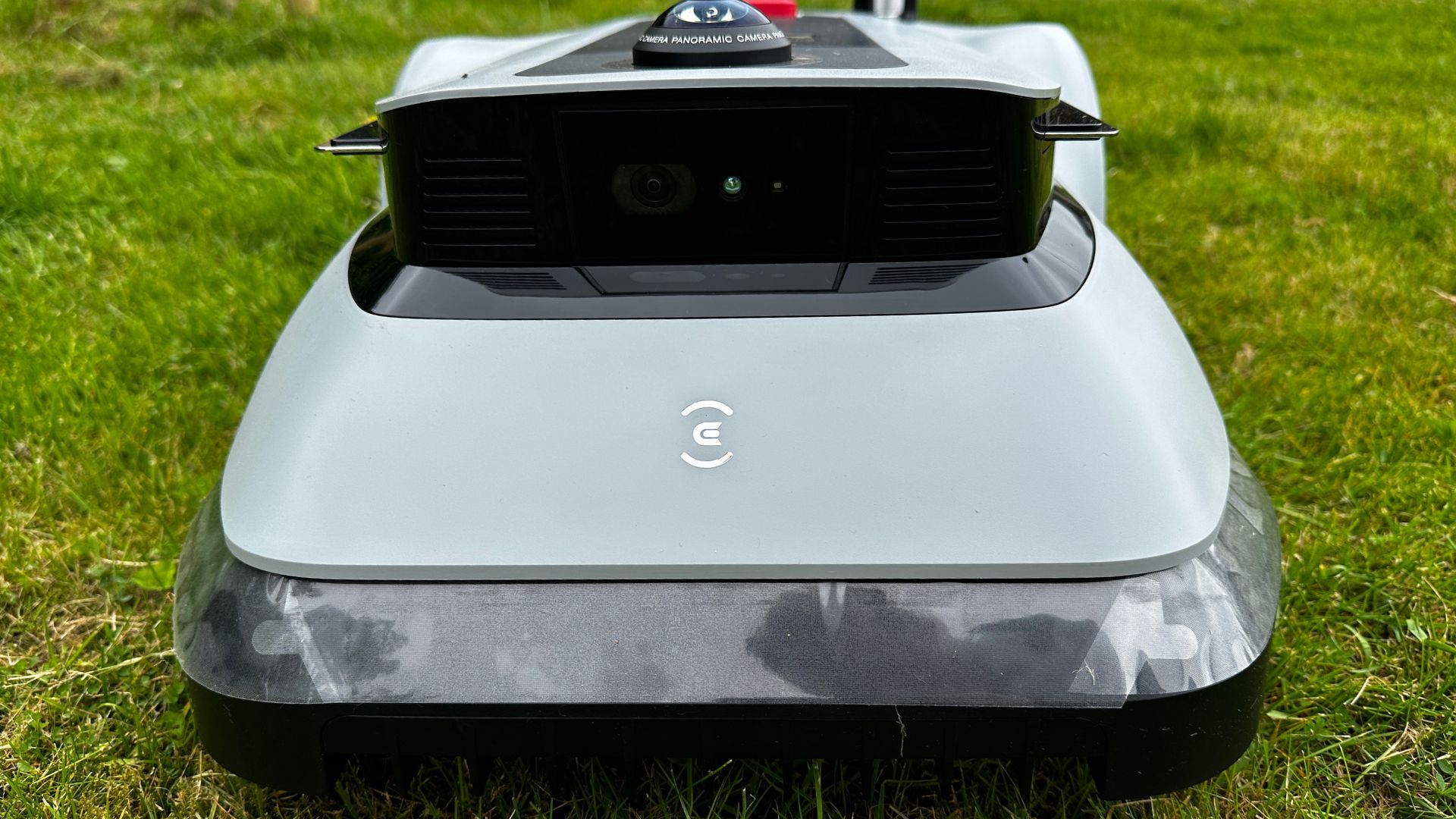 Ecovacs GOAT G1-800 1 Ecovacs front