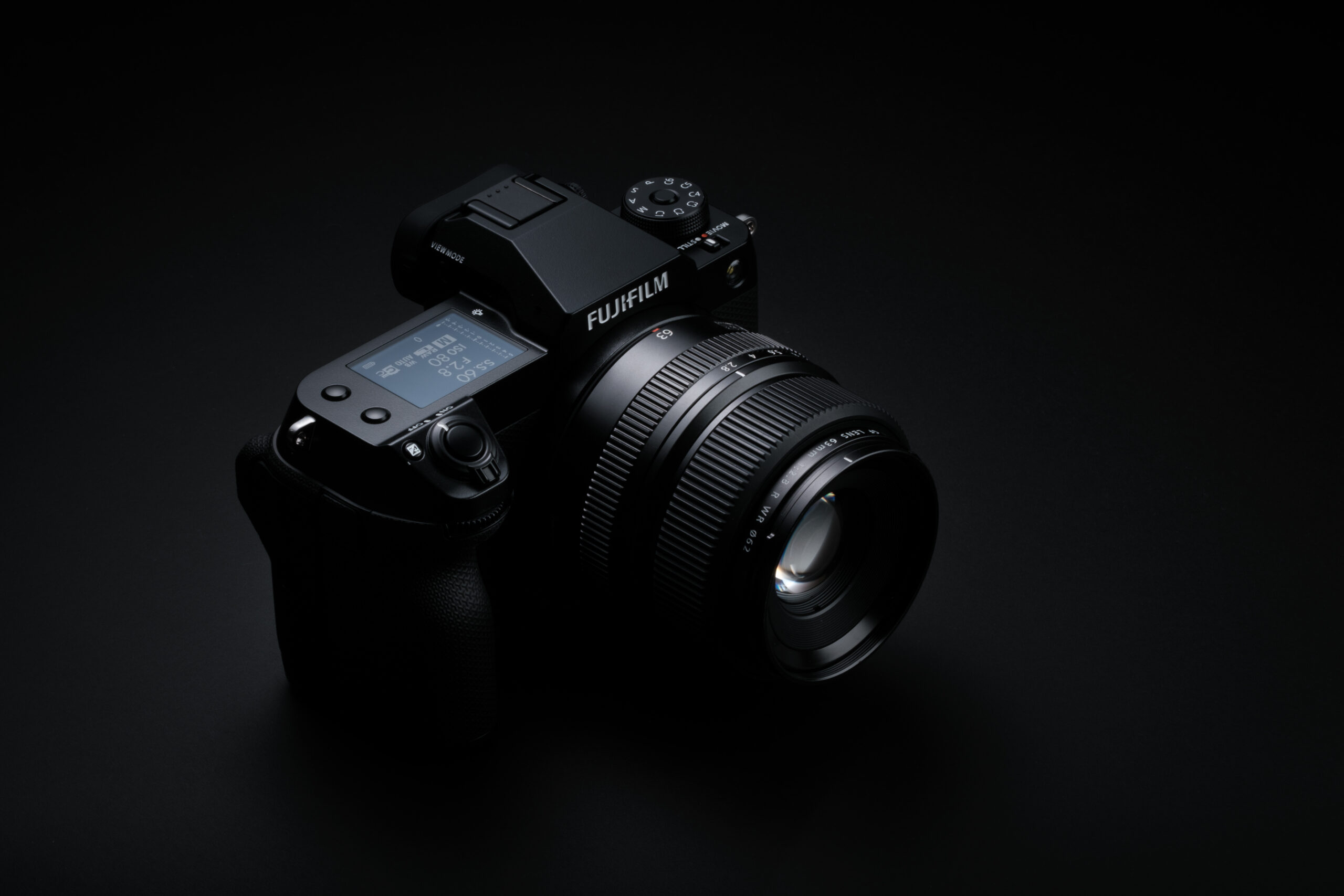 Product shots black background GFX100S II 11 scaled