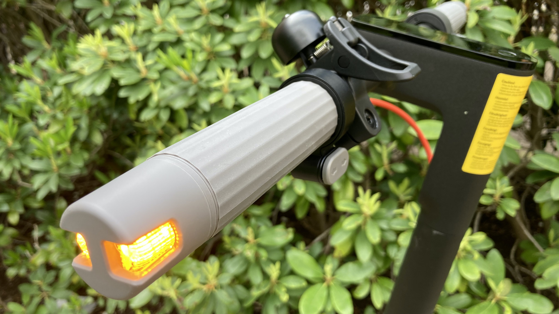 Xiaomi Electric Scooter 4 Pro, 2. Gen 3 Xiaomi blinklys