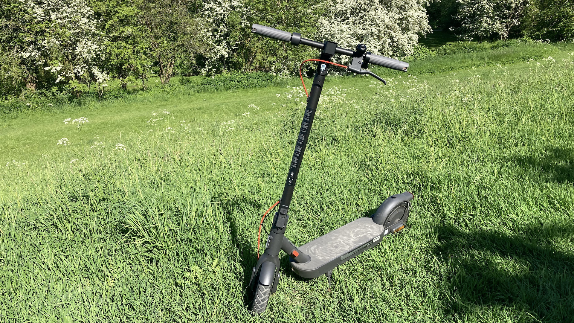 Xiaomi Electric Scooter 4 Pro, 2. Gen 1 Xiaomi natur opstilling