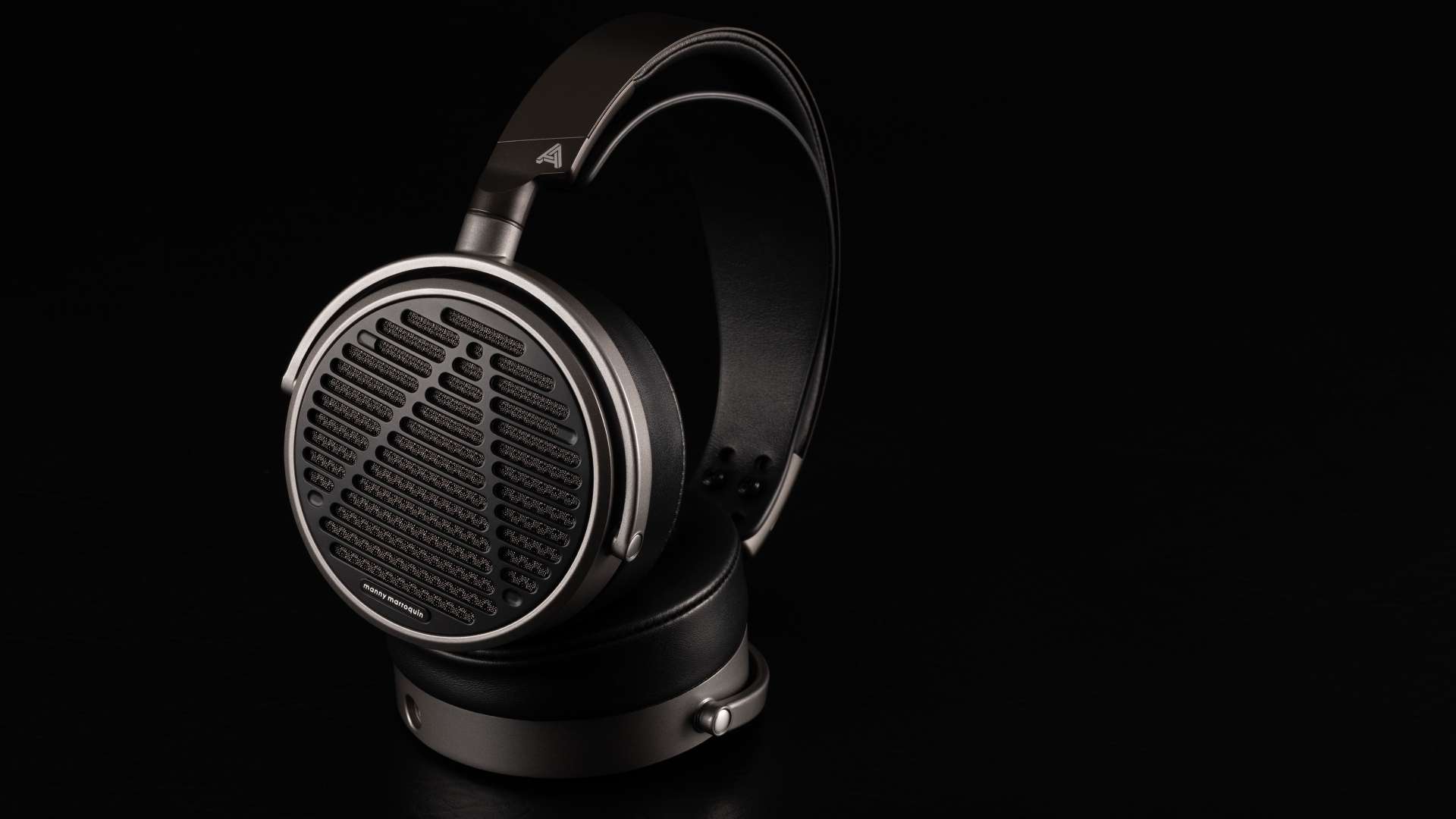 Audeze MM-100 2 Audeze-MM-100 hero