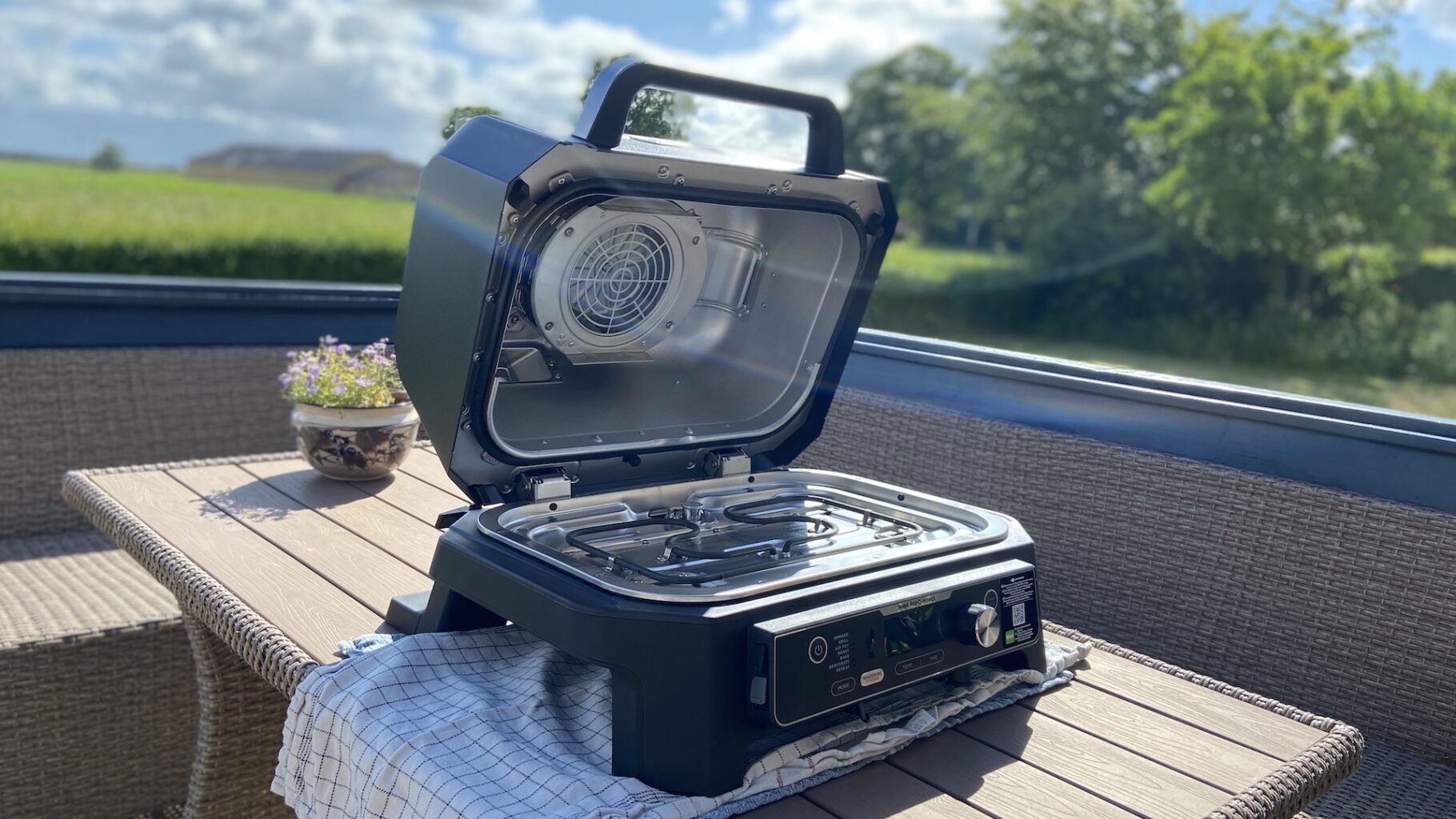 Ninja Woodfire Pro Connect XL (OG901EU) 1 Ninja rygeovn anmeldelse