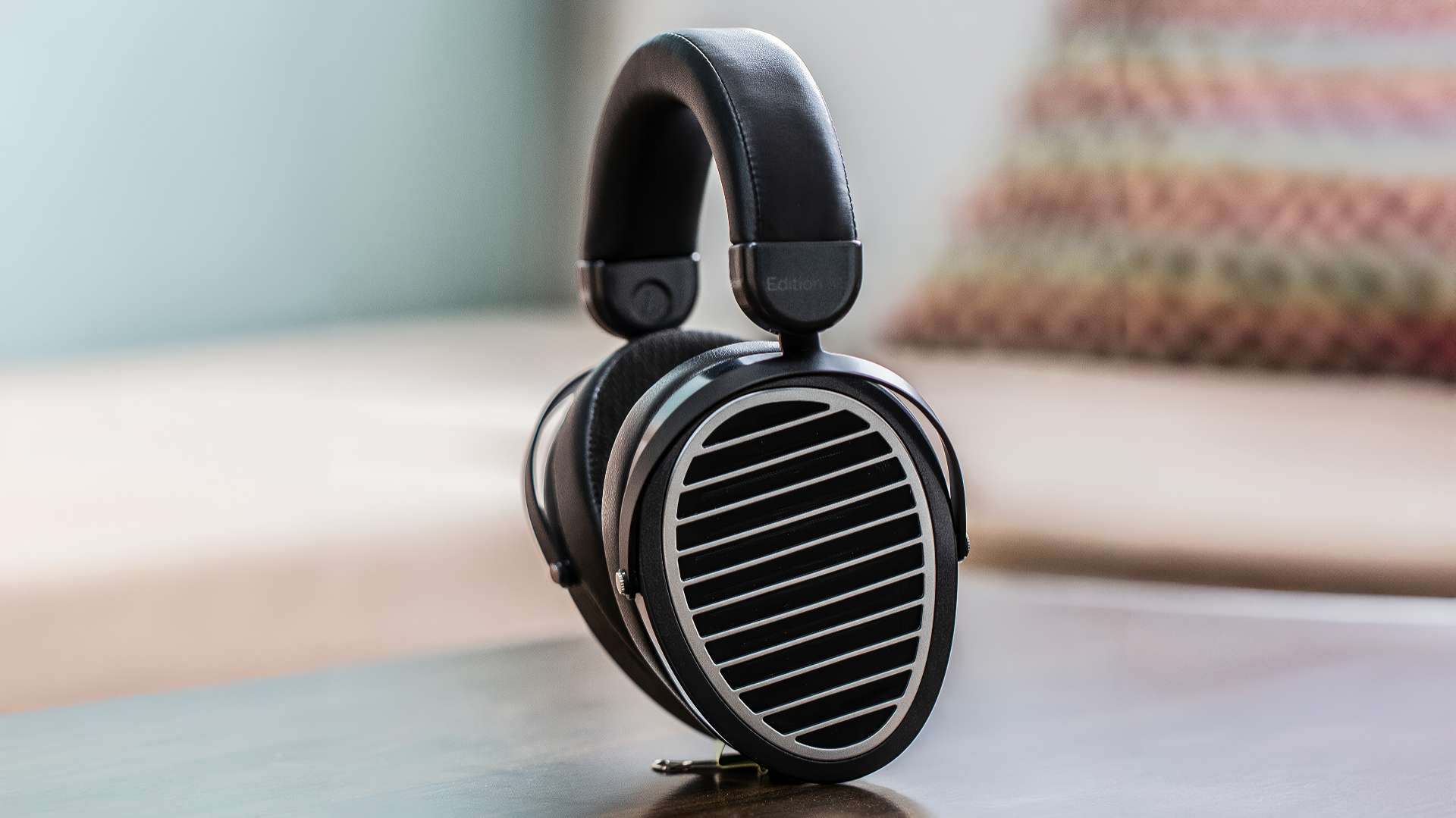 Hifiman Edition XS 2 hifiman edition xs lifestyle