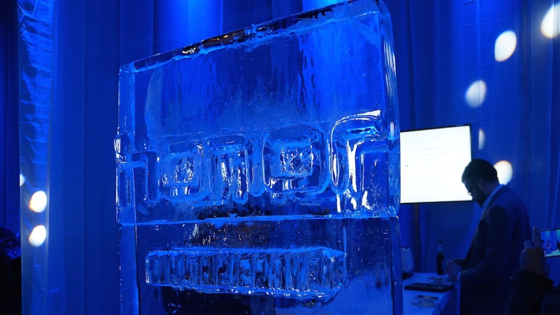 Honor kommer tilbake til Norge 1 Honor kommer tilbake til Norge 1