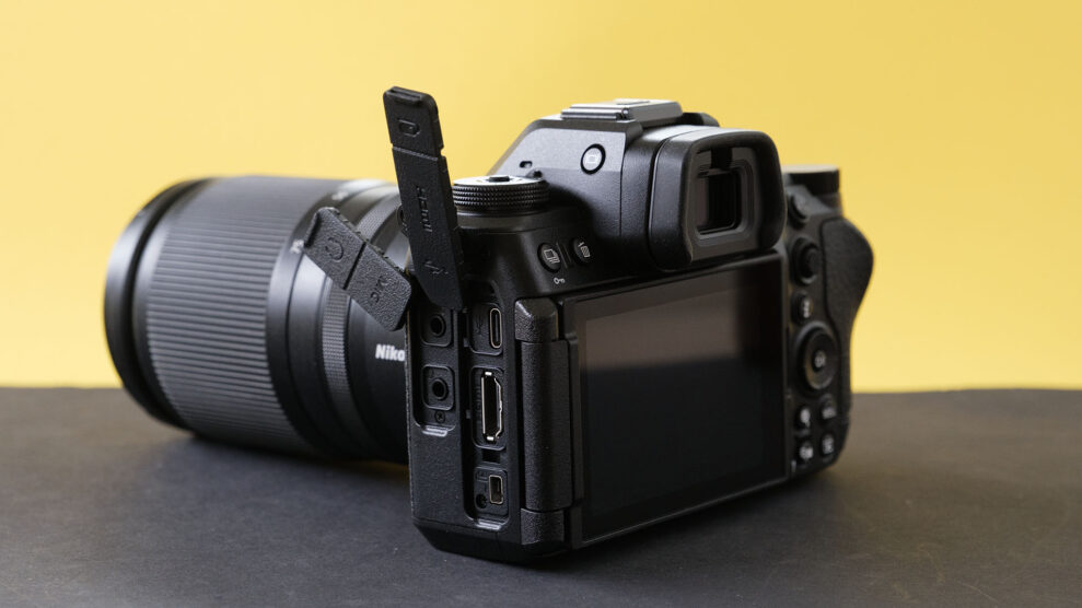Nikon Z6 III 2 ikon Z6 III 4